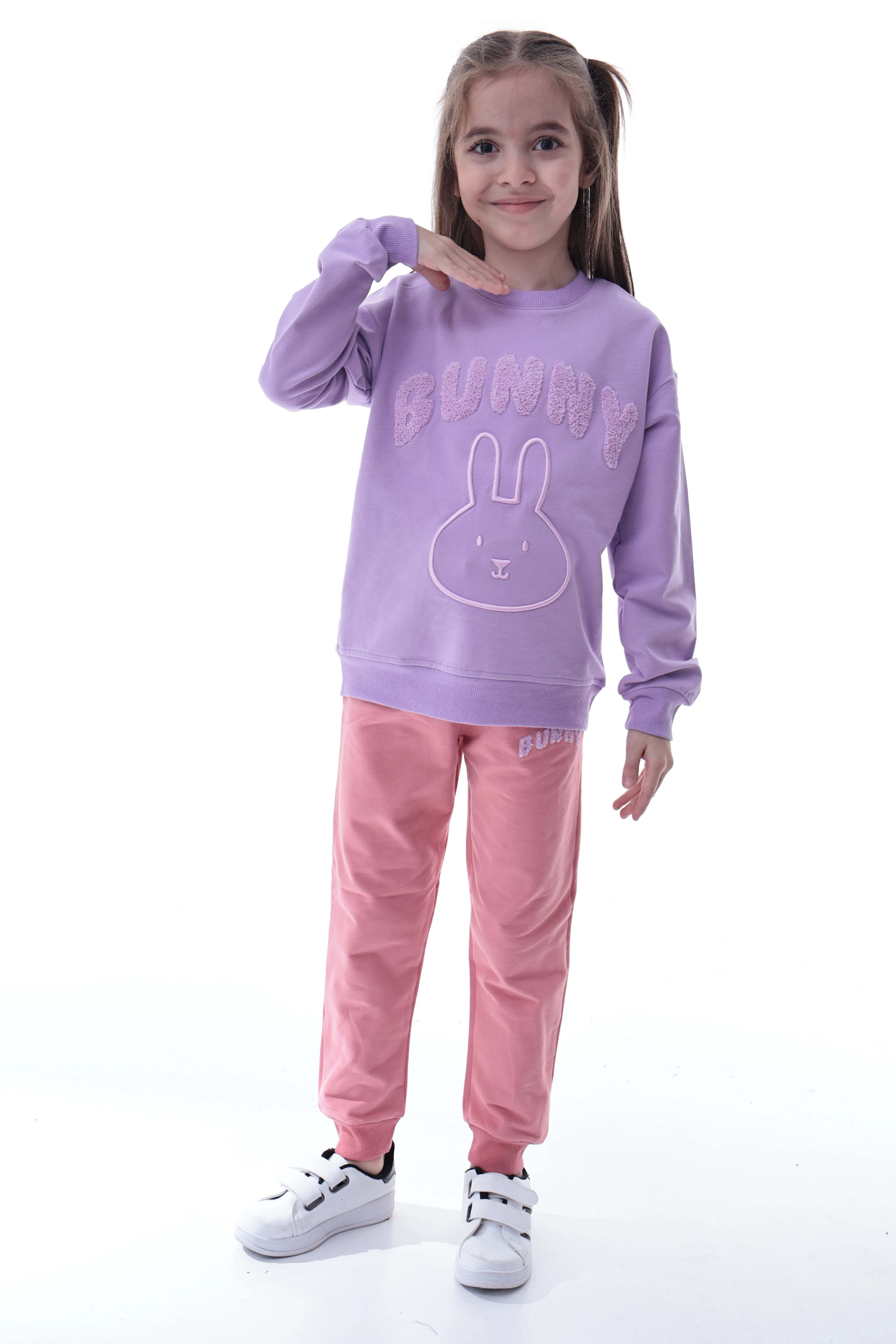 Kız Çocuk Kabartma Ayıcık Desenli Polar Eşofman Takımı – Rahat ve Yumuşak Kumaş