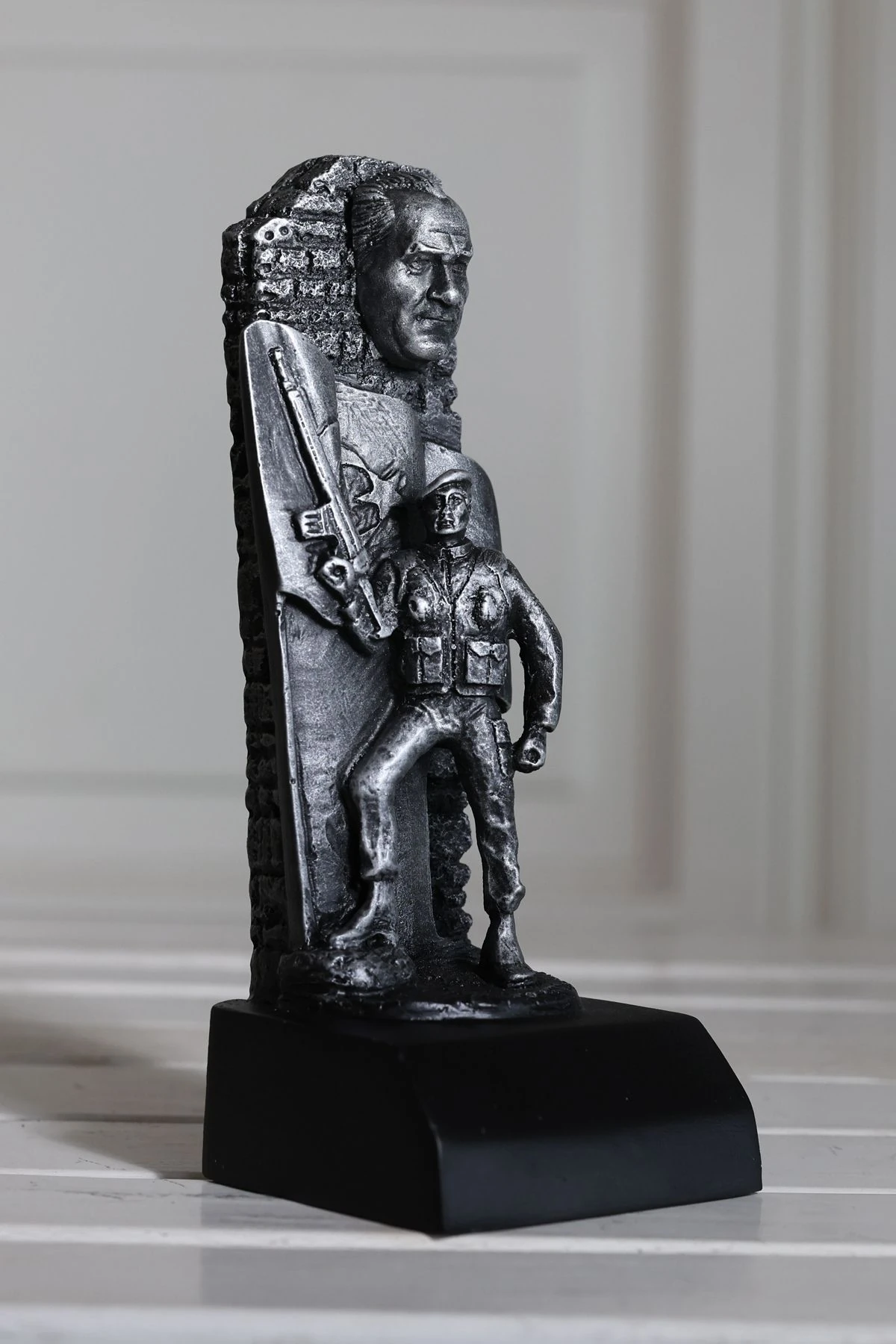 Türk Askeri ve Atatürk Biblo Gümüş