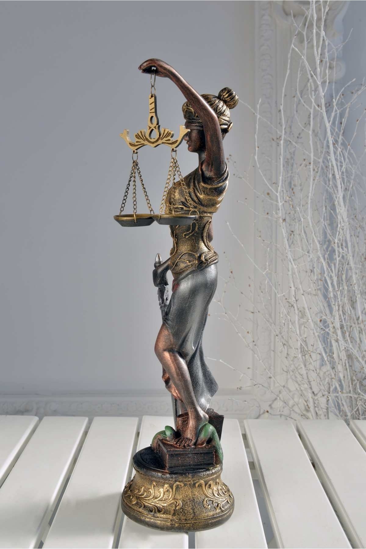 Adalet Heykeli (THEMİS) 26cm Gold-bakır Eskitme