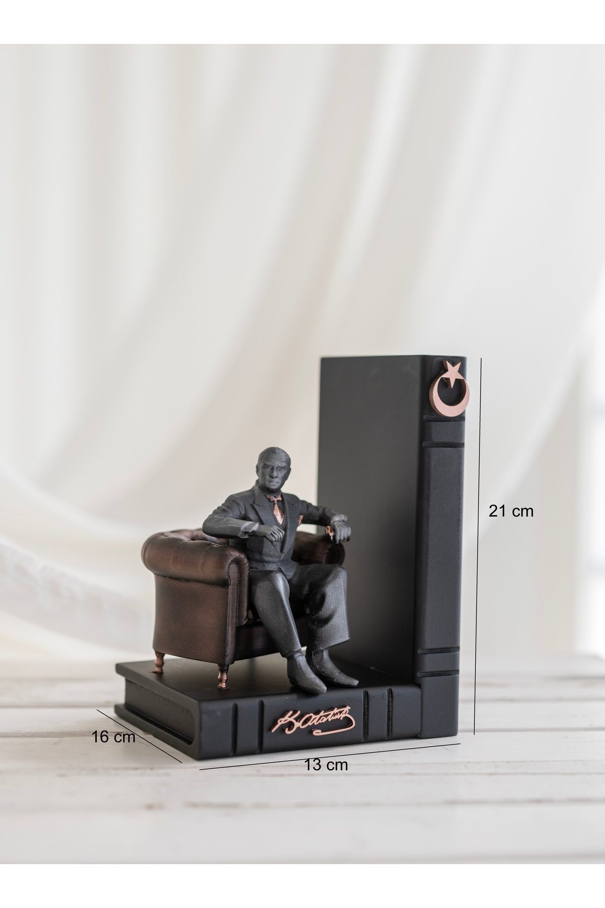 BAŞ ÖĞRETİCİ ATATÜRK KİTAP TUTUCU BİBLO