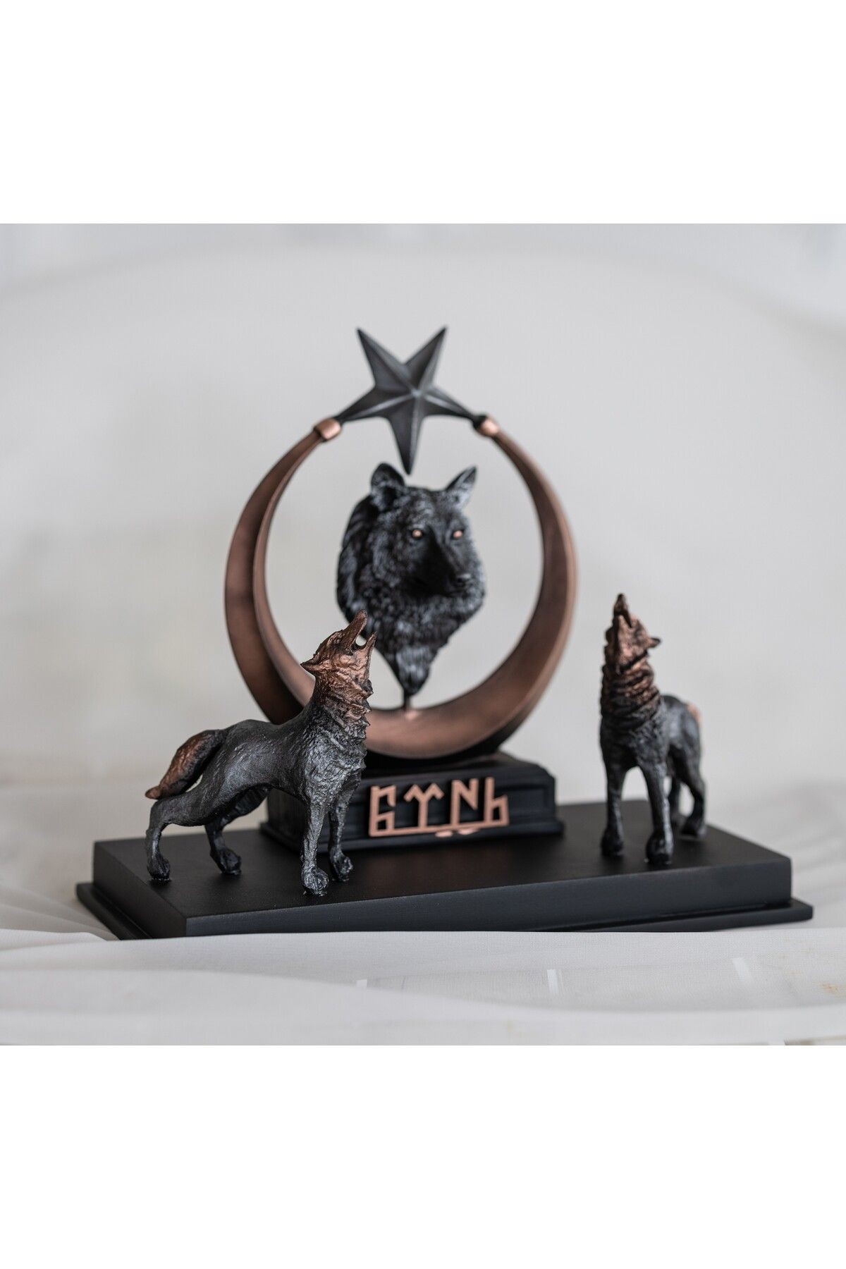 YENİ FORM AYYILDIZ KURT VE KURTLAR BİBLO