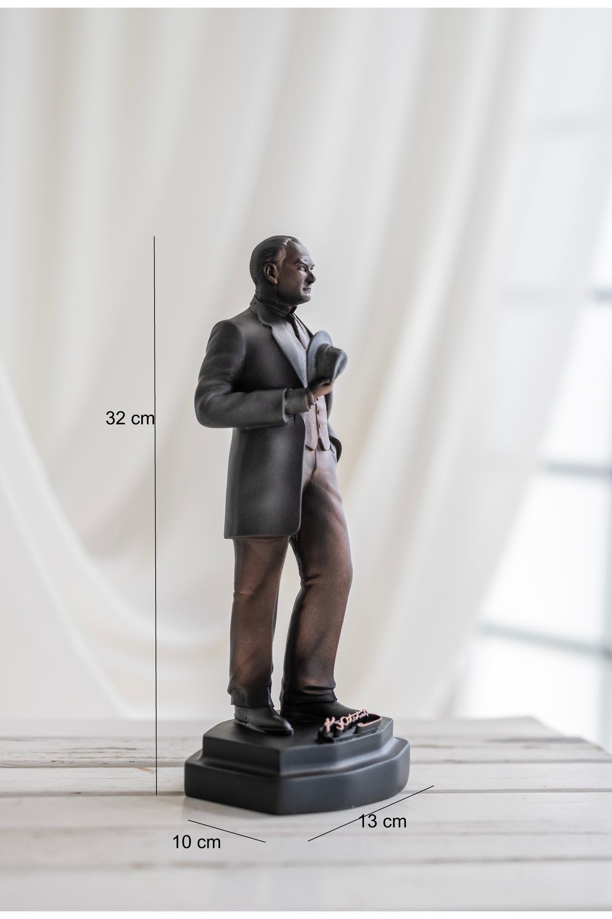 ULU ÖNDER ATATÜRK ŞAPKALI TAKIM BİBLO