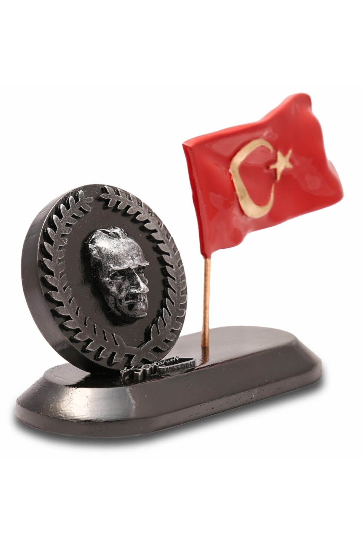 Çelenk Içinde Atatürk Temalı Masa Üstü Biblo