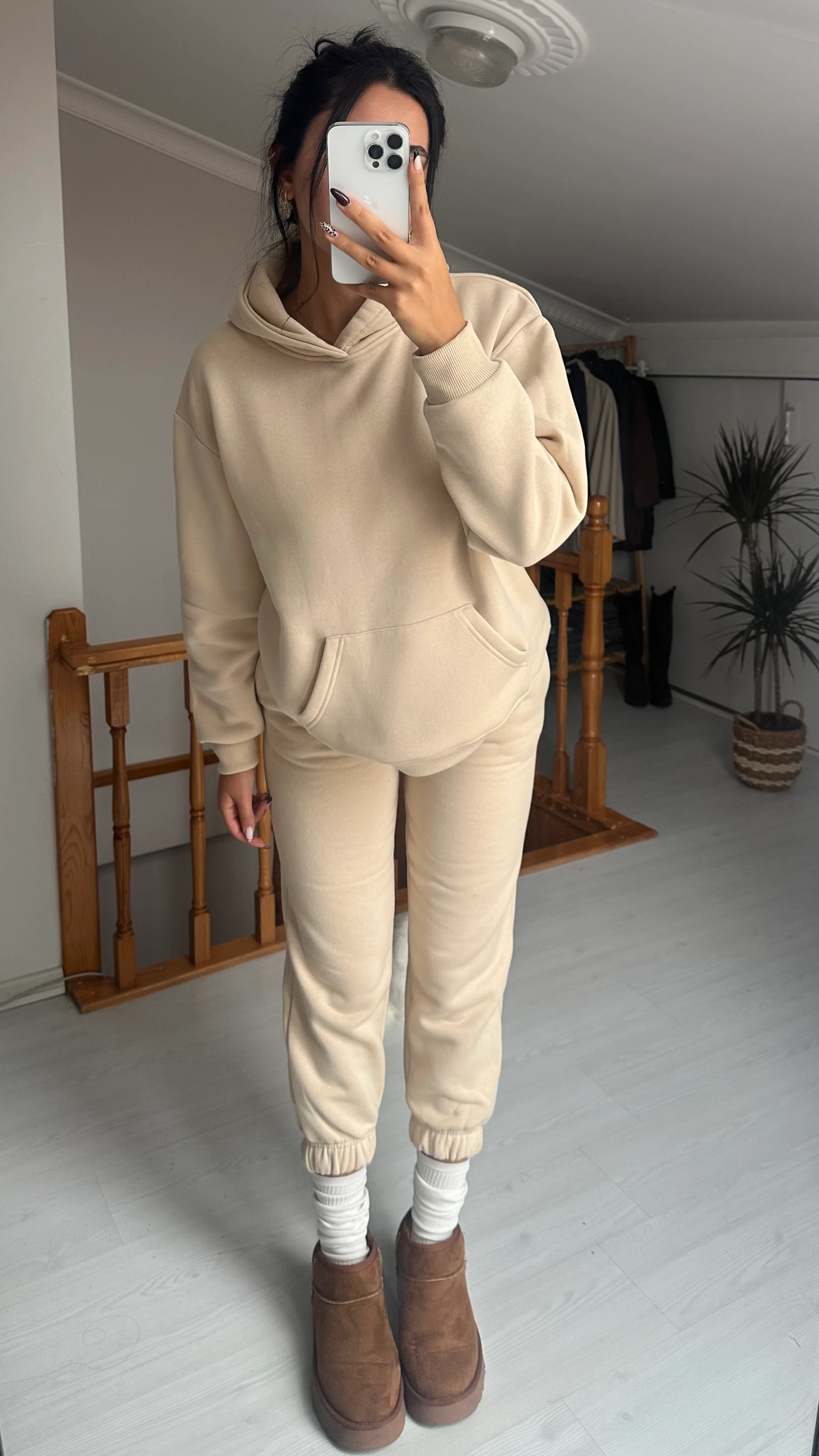 KAPŞONLU KREM EŞOFMAN TAKIMI PTR02752