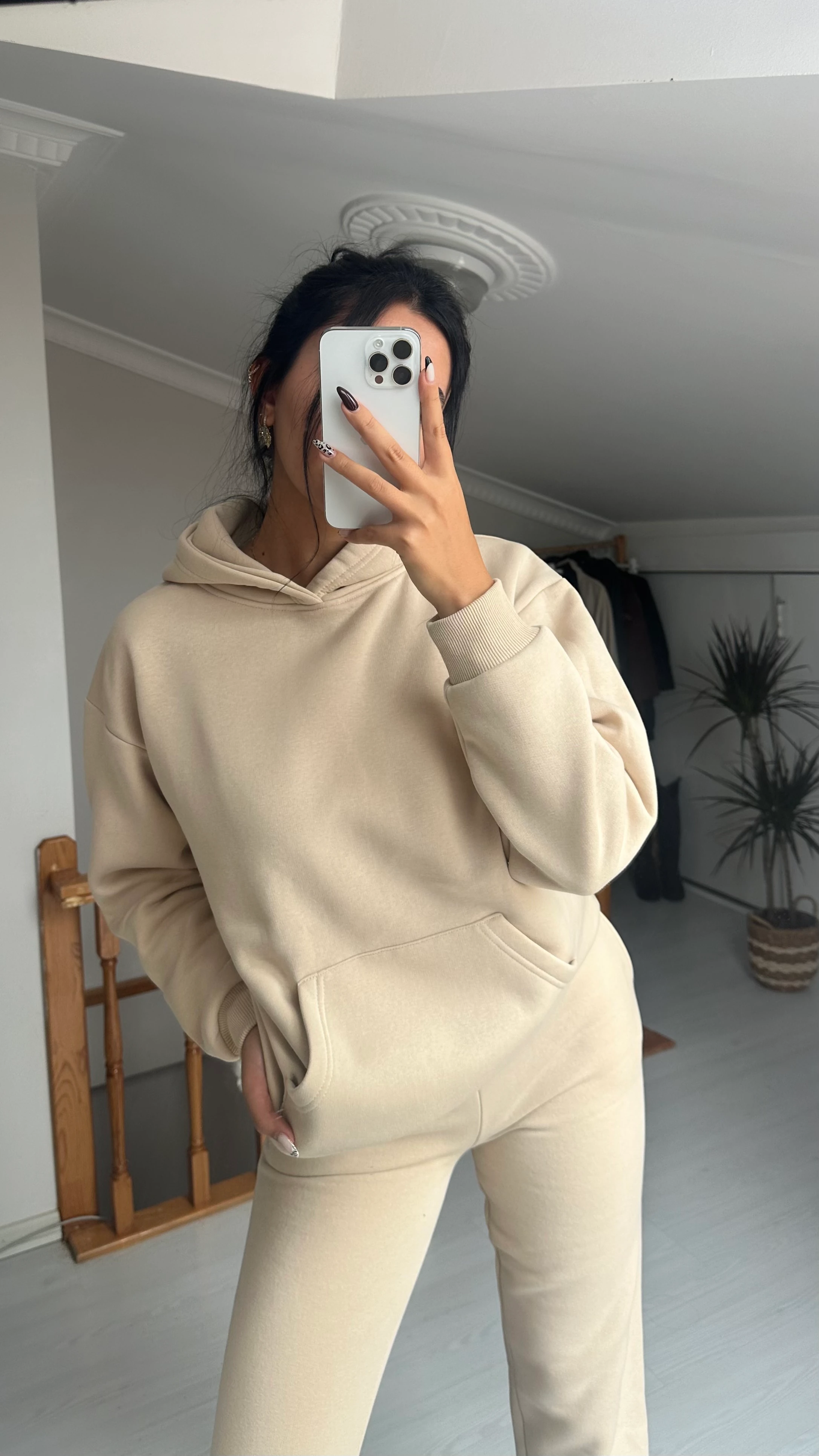 KAPŞONLU KREM EŞOFMAN TAKIMI PTR02752