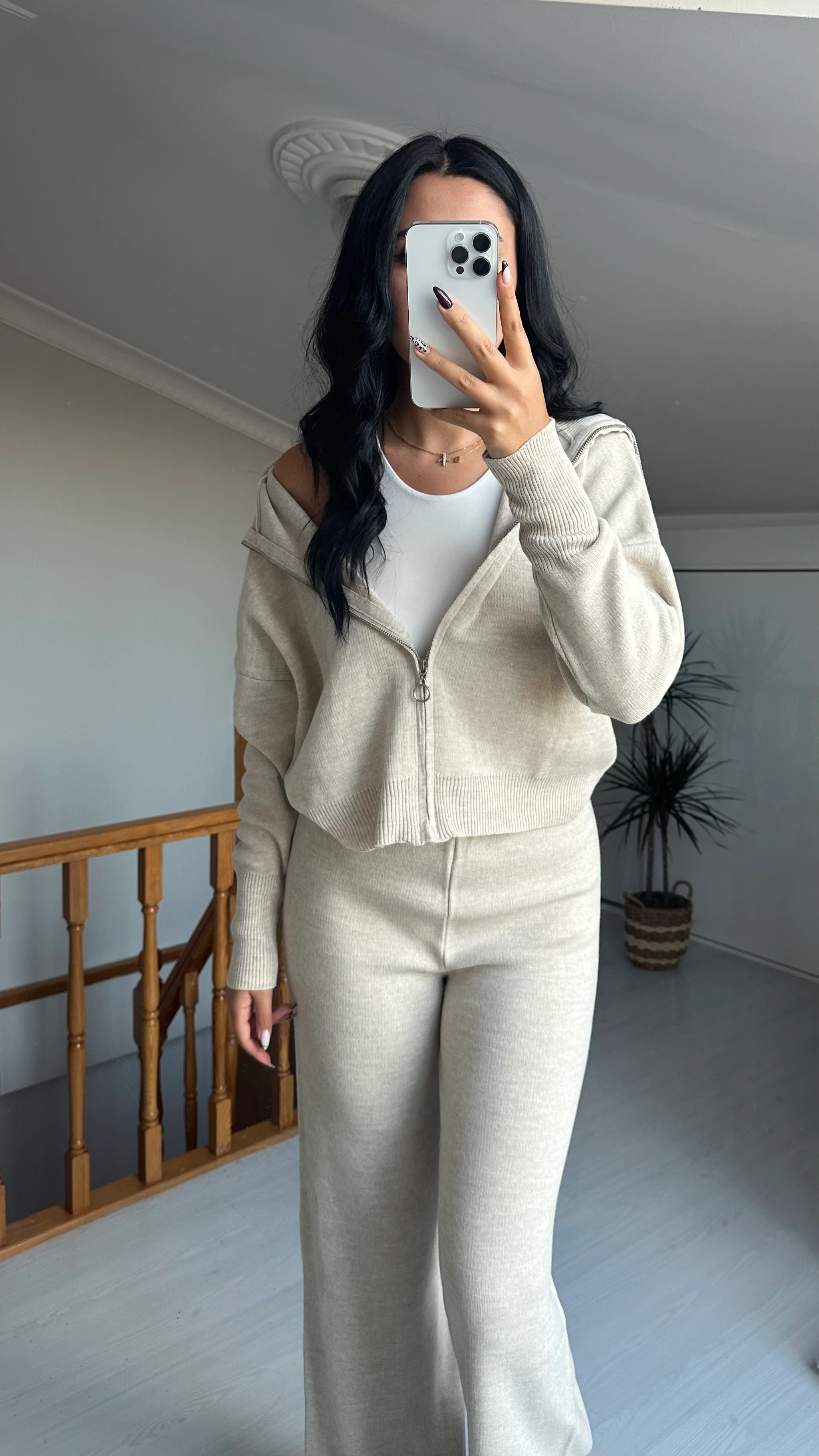 BEJ TRİKO TAKIM H7717