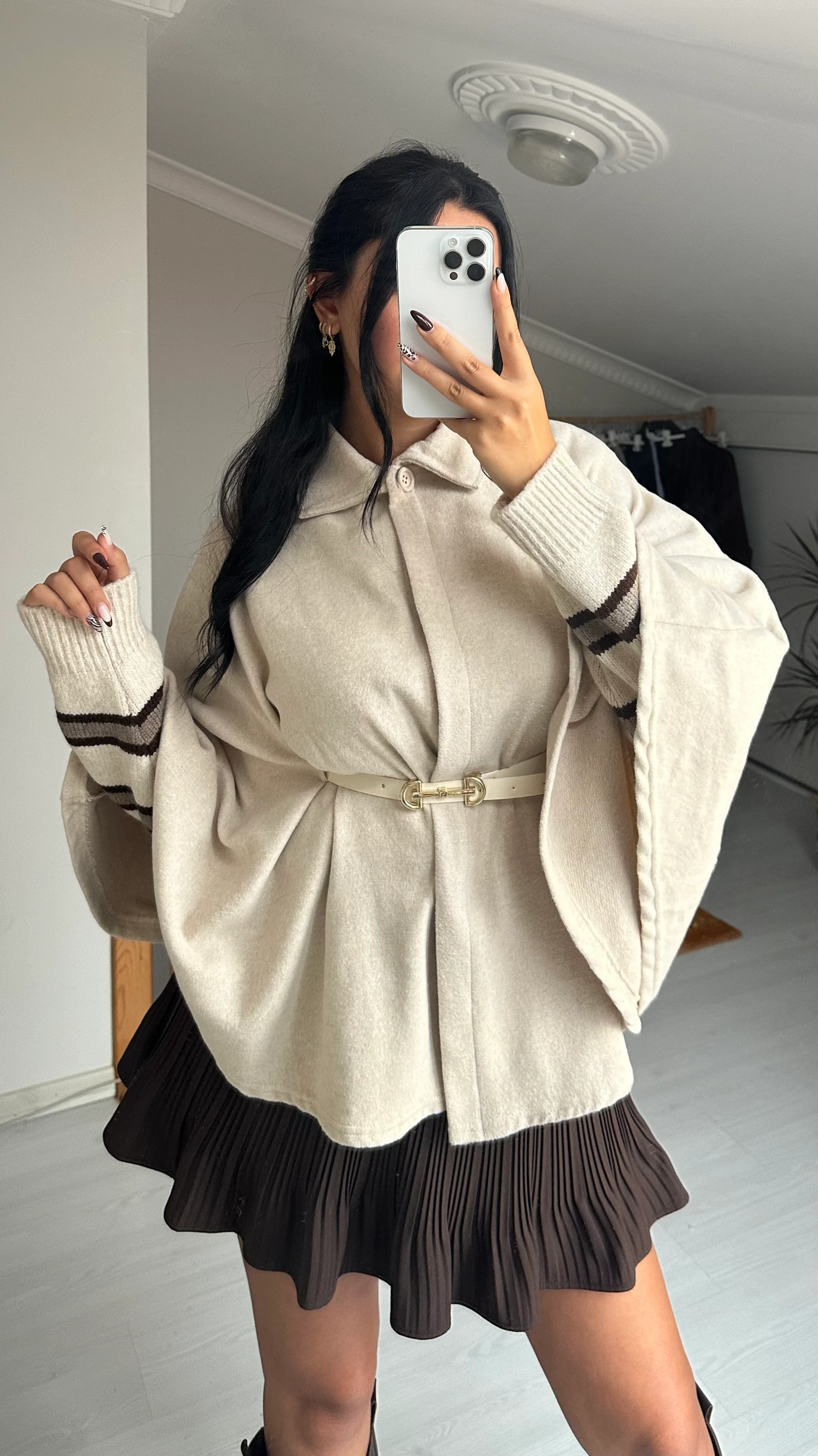 KEMERLİ KREM PANÇO PTR0275