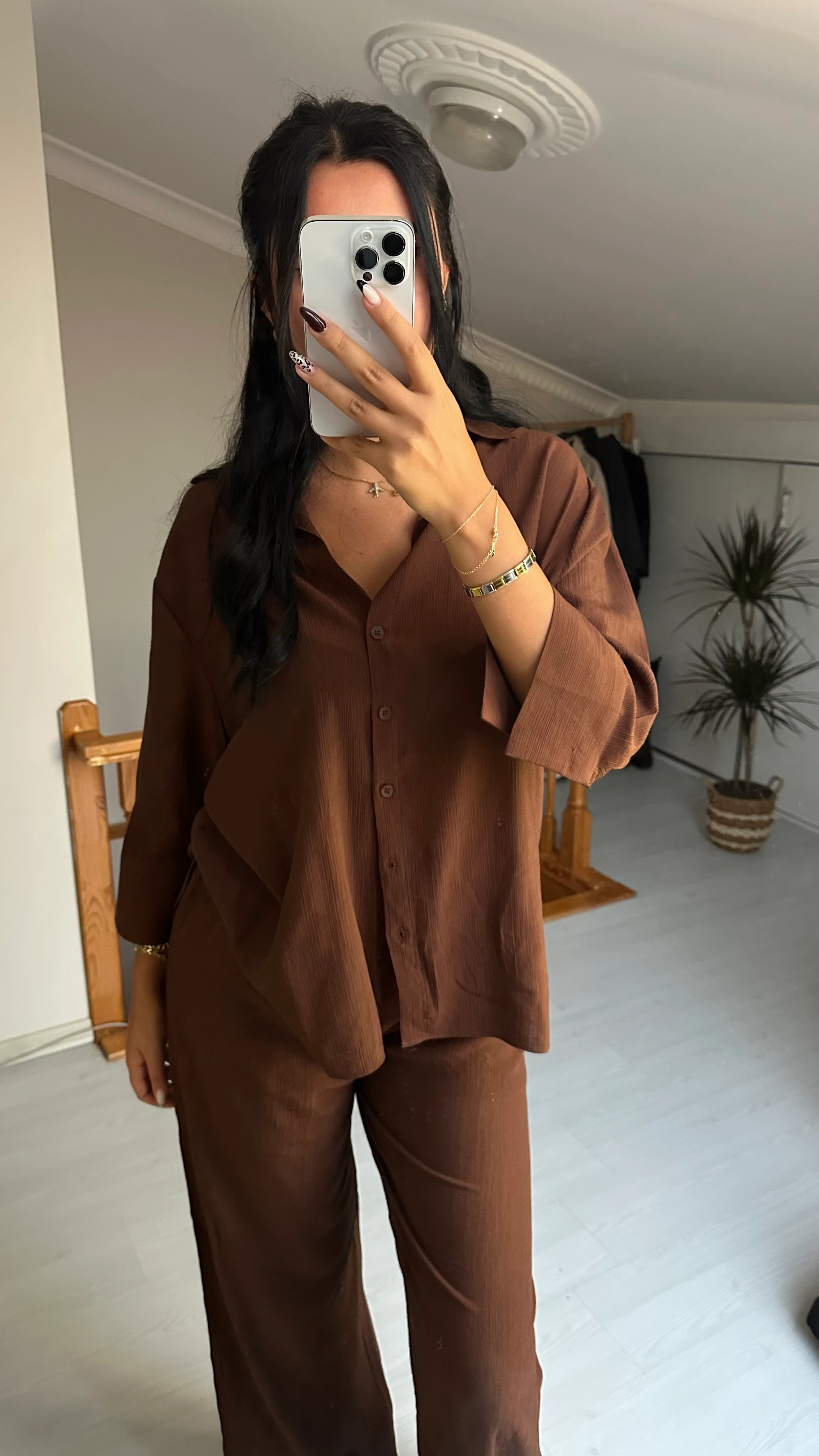 KAHVERENGİ TAKIM 24Y11693