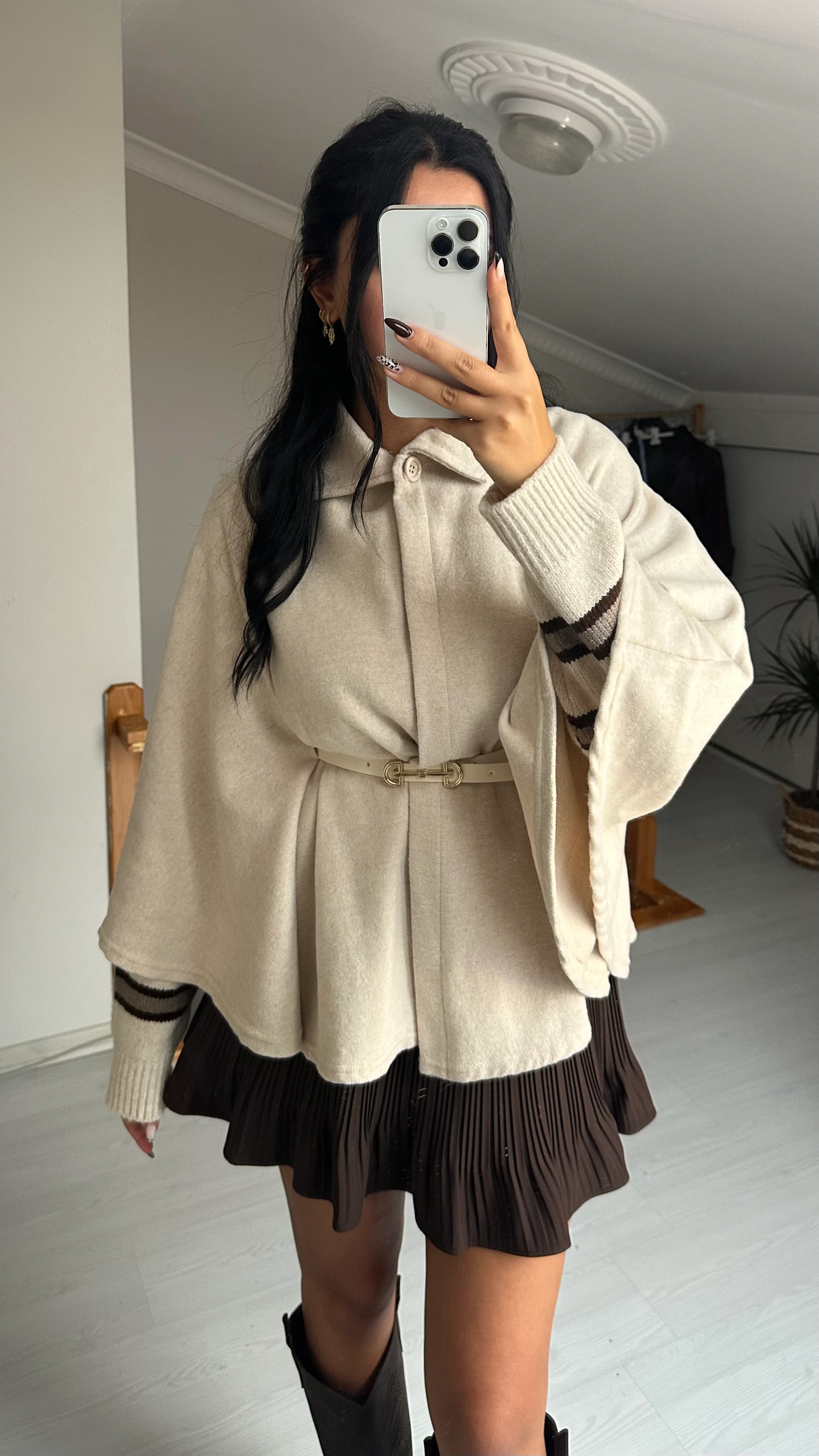 KEMERLİ KREM PANÇO PTR0275