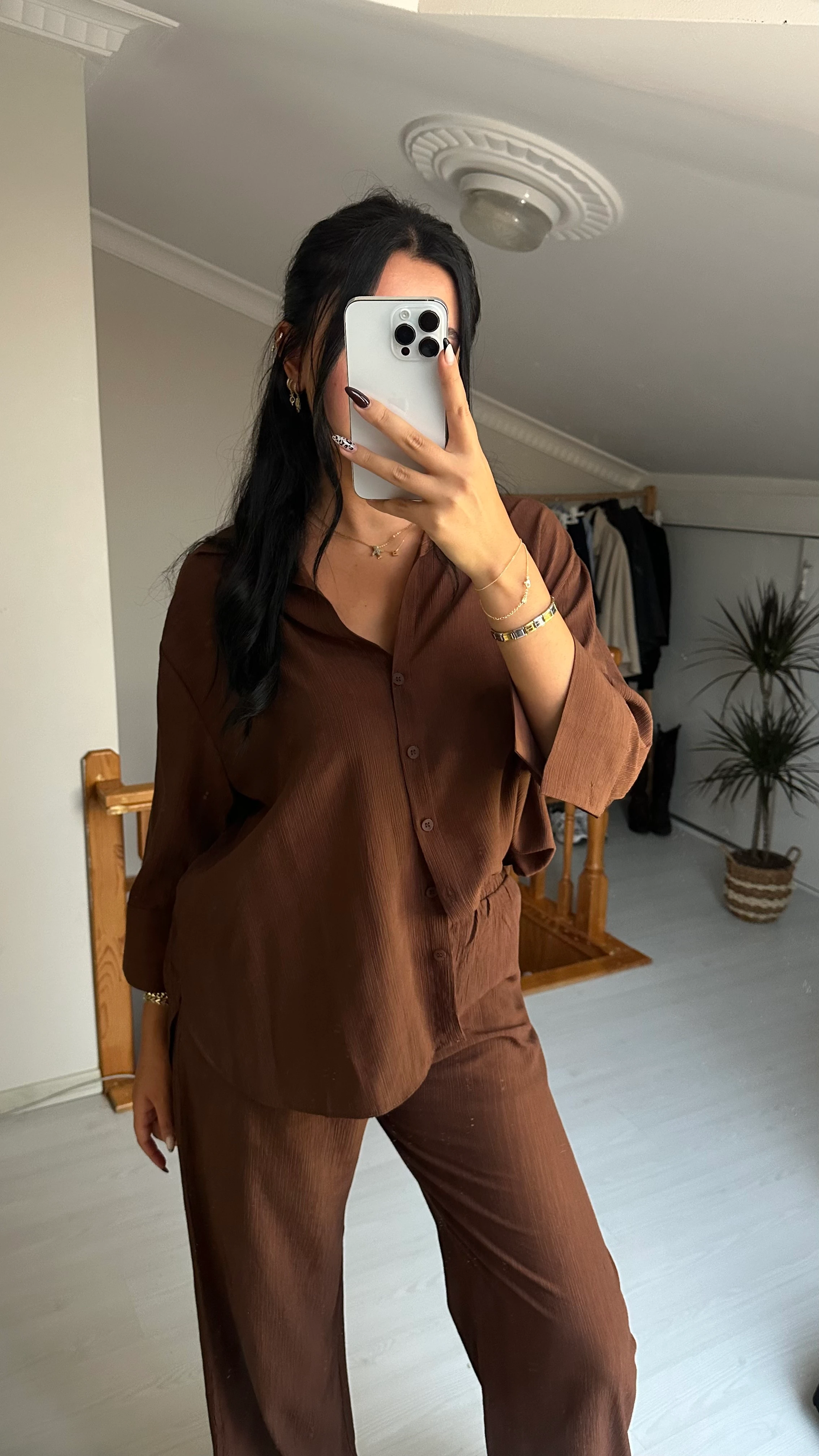 KAHVERENGİ TAKIM 24Y11693