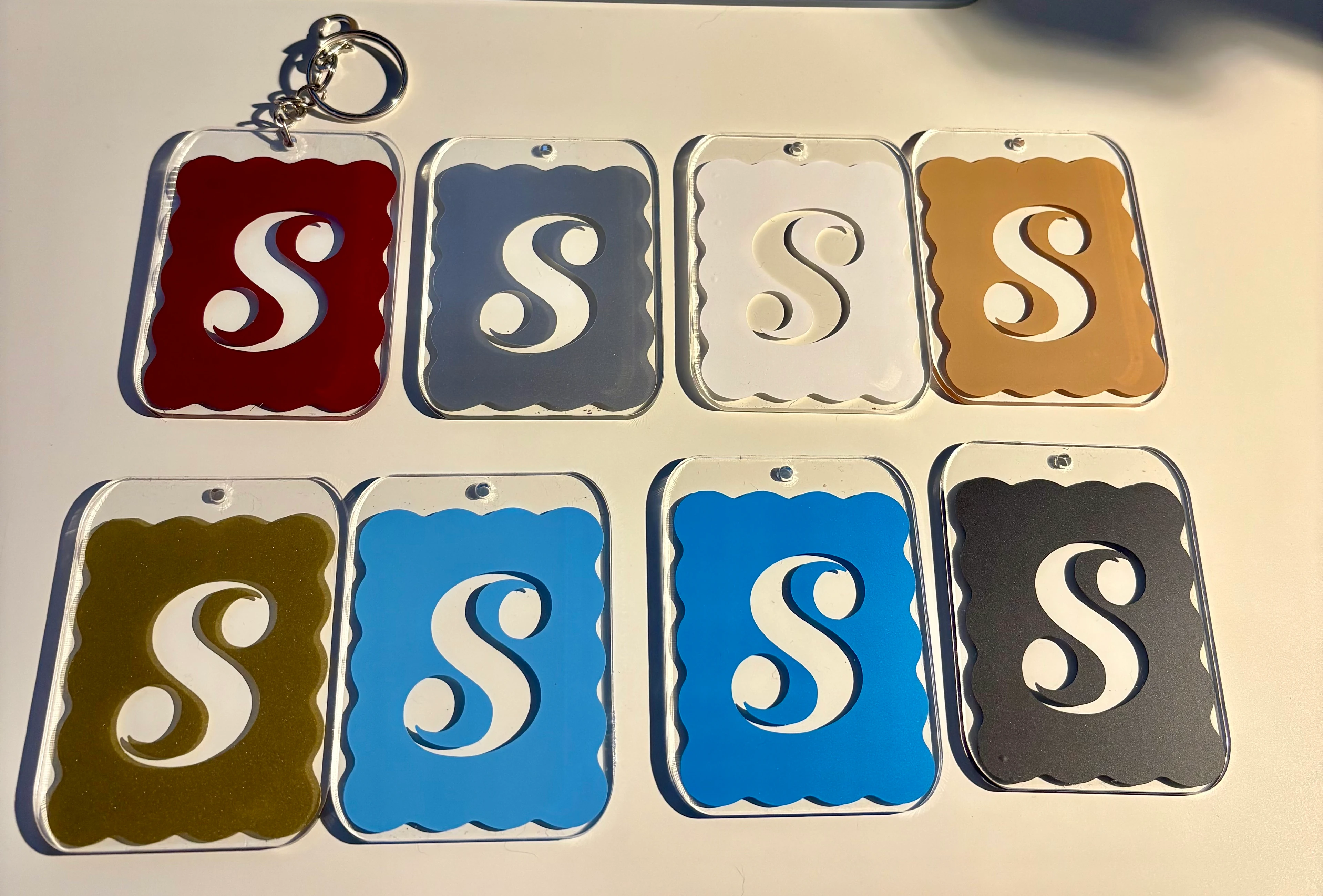 Harf Çanta Süsü ve Anahtarlık (8 Renk Seçeneği)