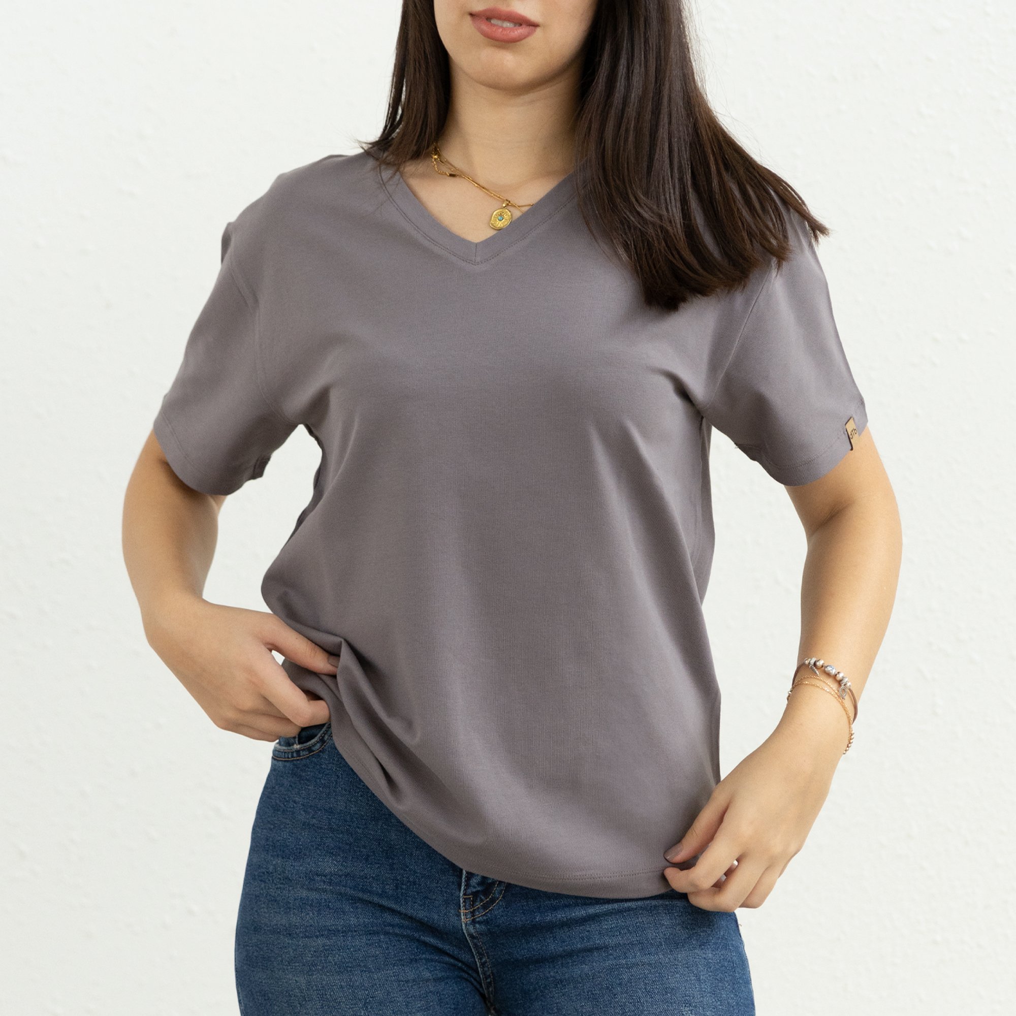Unisex V Yaka Tişört - Mürdüm