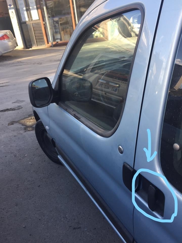 PEUGEOT PARTNER  SOL SÜRGÜLÜ KAPI DIS ACMA KOLU  1996-2008