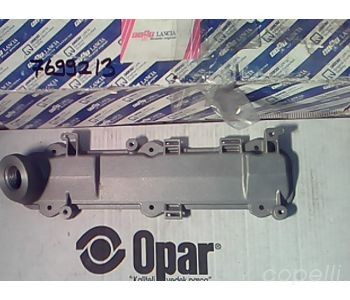 PALİO TEMPRA KULBUTOR KAPAGI ÜST KAPAK  (1.4/SPI)
