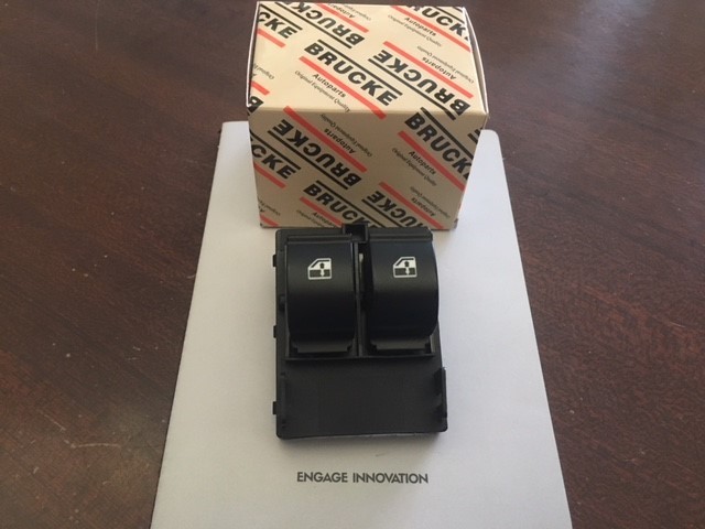 KAPI CAM ACMA DÜĞMESİ PEUGEOT BIPPER-CİTROEN NEMO    6490.G8