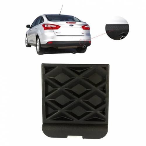 FORD FOCUS  SEDAN Arka Tampon Çeki Kapak    (2012 - 2017)