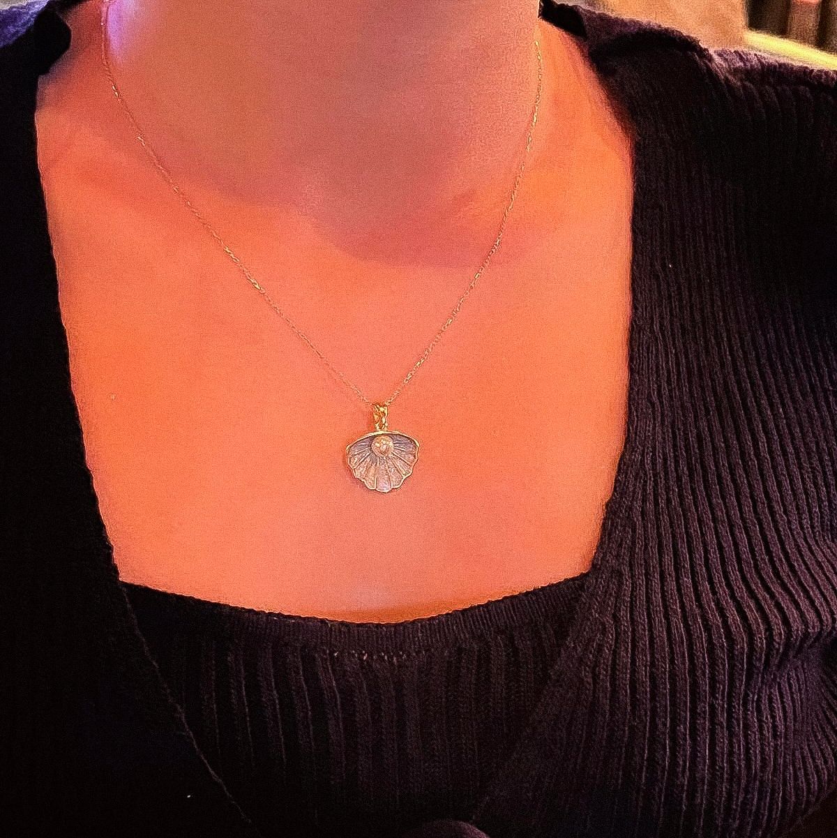 The Oyster Necklace