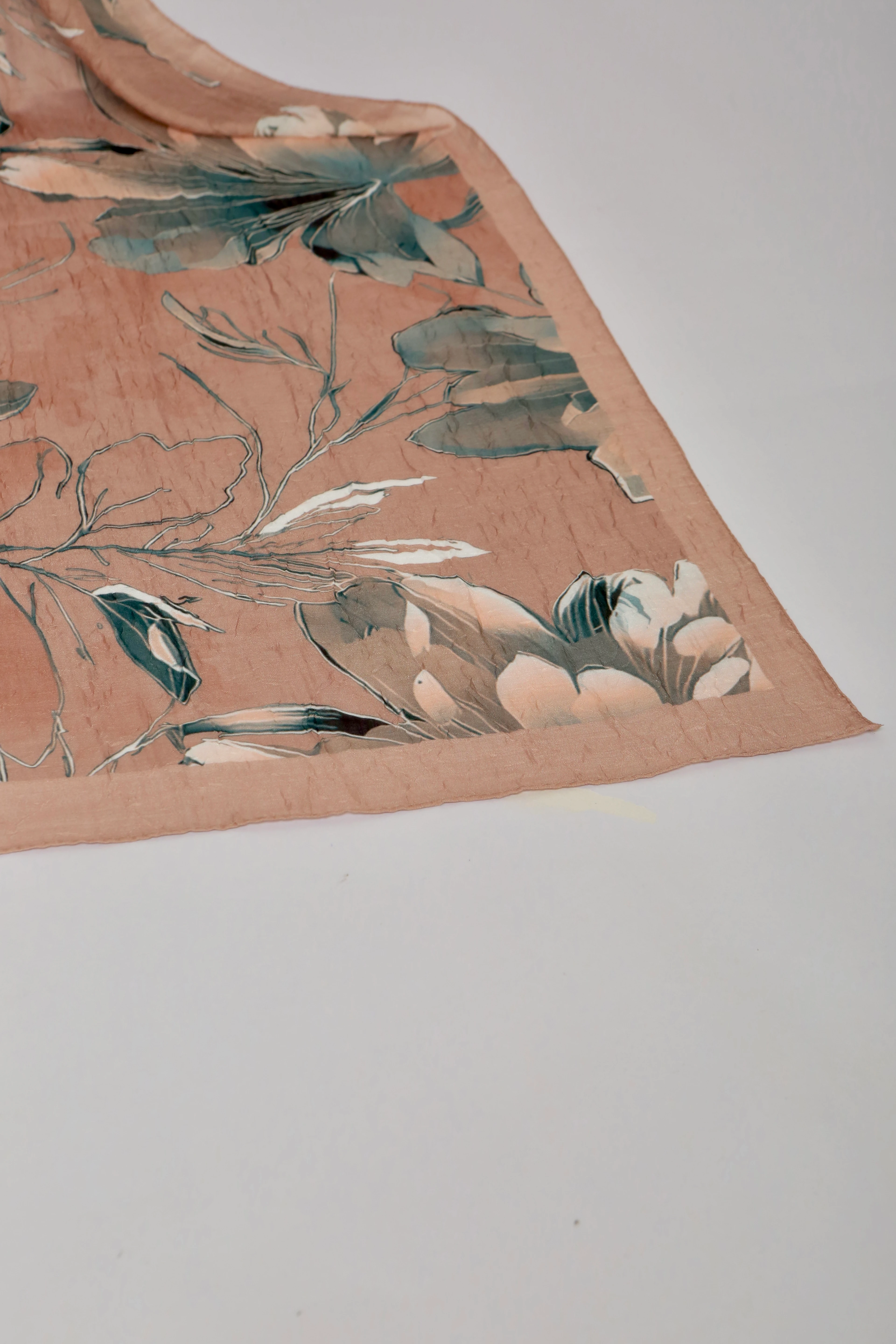 FLORA DESEN BAMBU KRAŞ ŞAL KİREMİT PUDRA