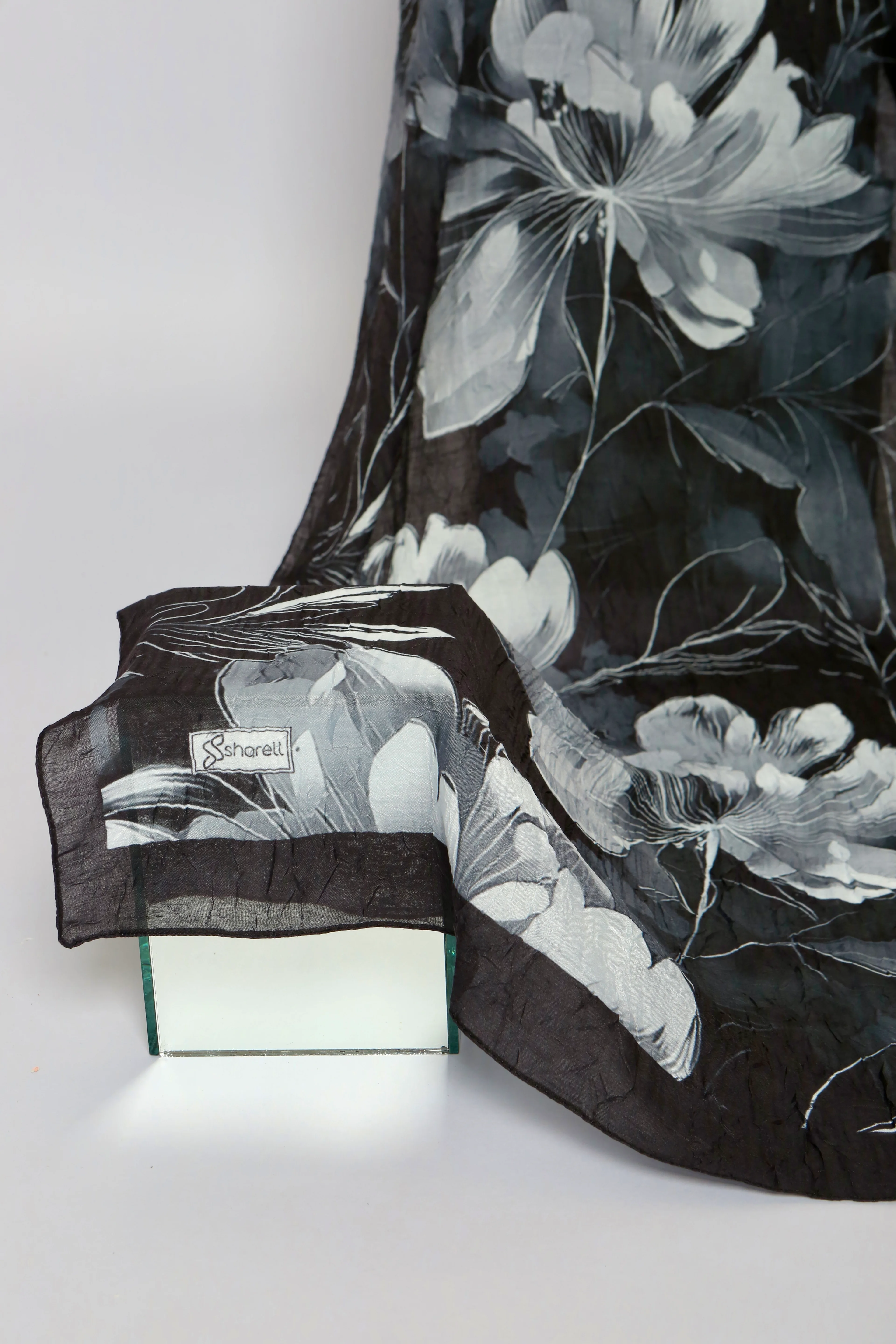 FLORA DESEN BAMBU KRAŞ ŞAL SİYAH