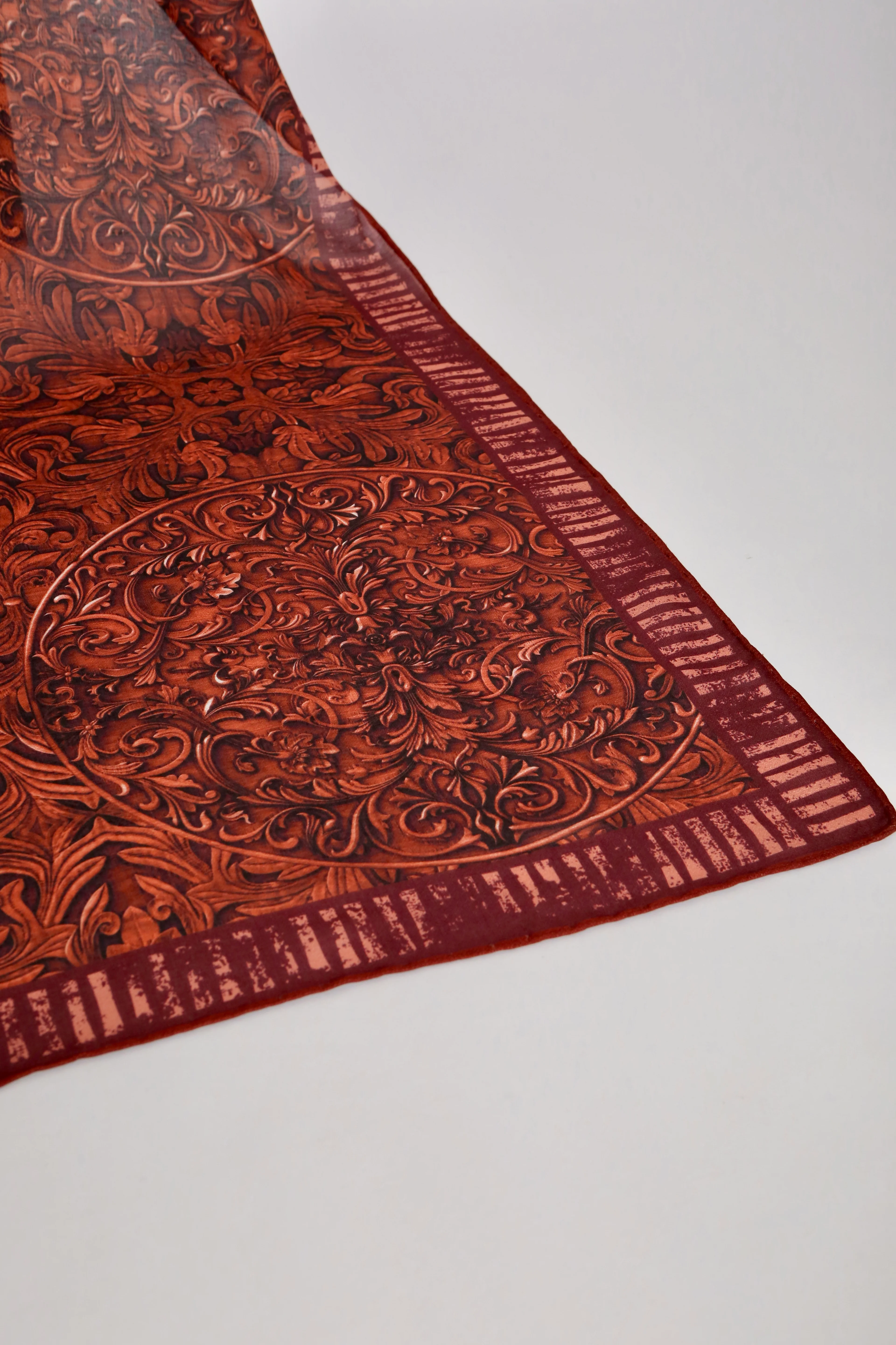 İMPERİAL DESEN RİBANA ŞAL