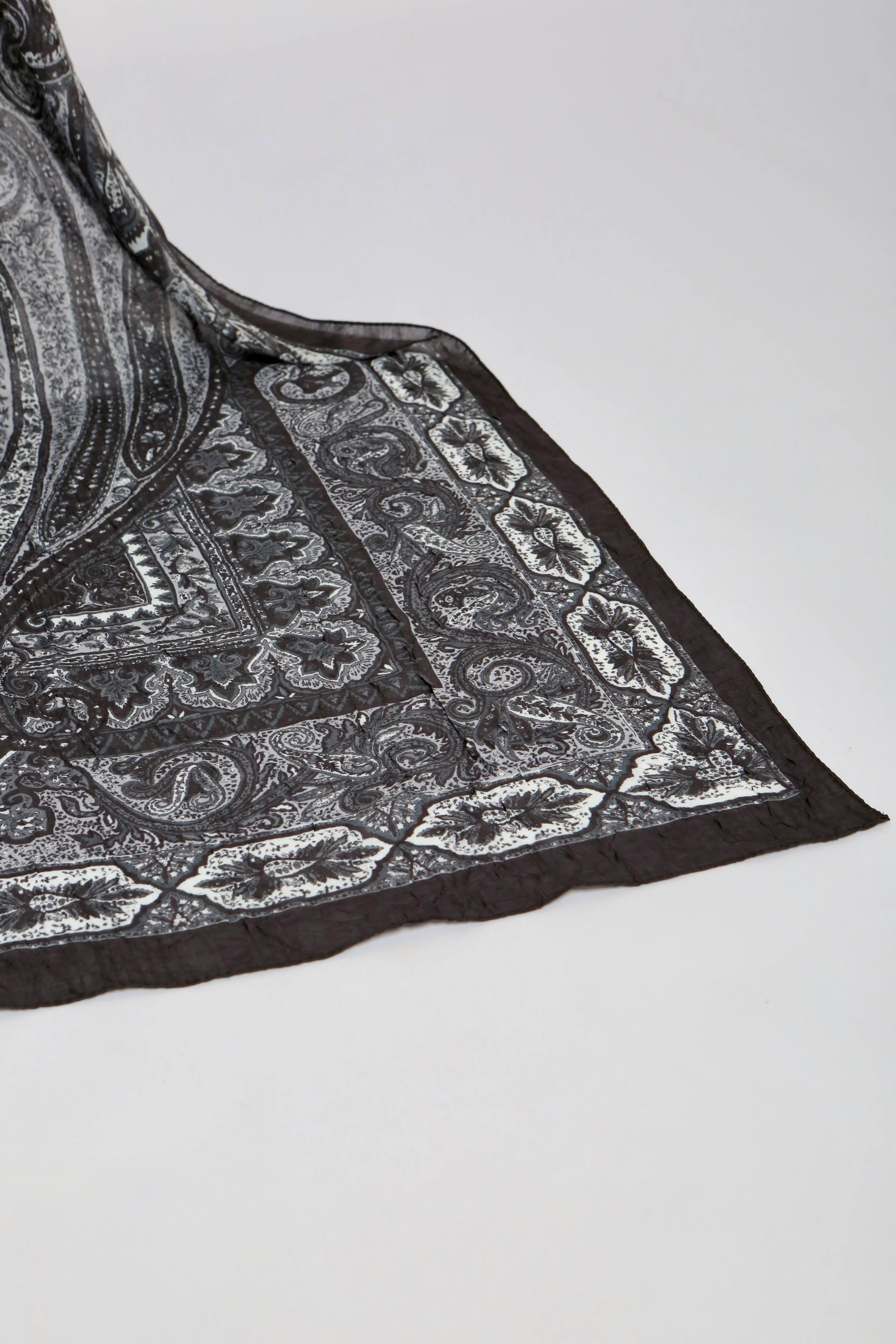 BAMBU KRAŞ ŞAL SİYAH KOLEKSİYONU