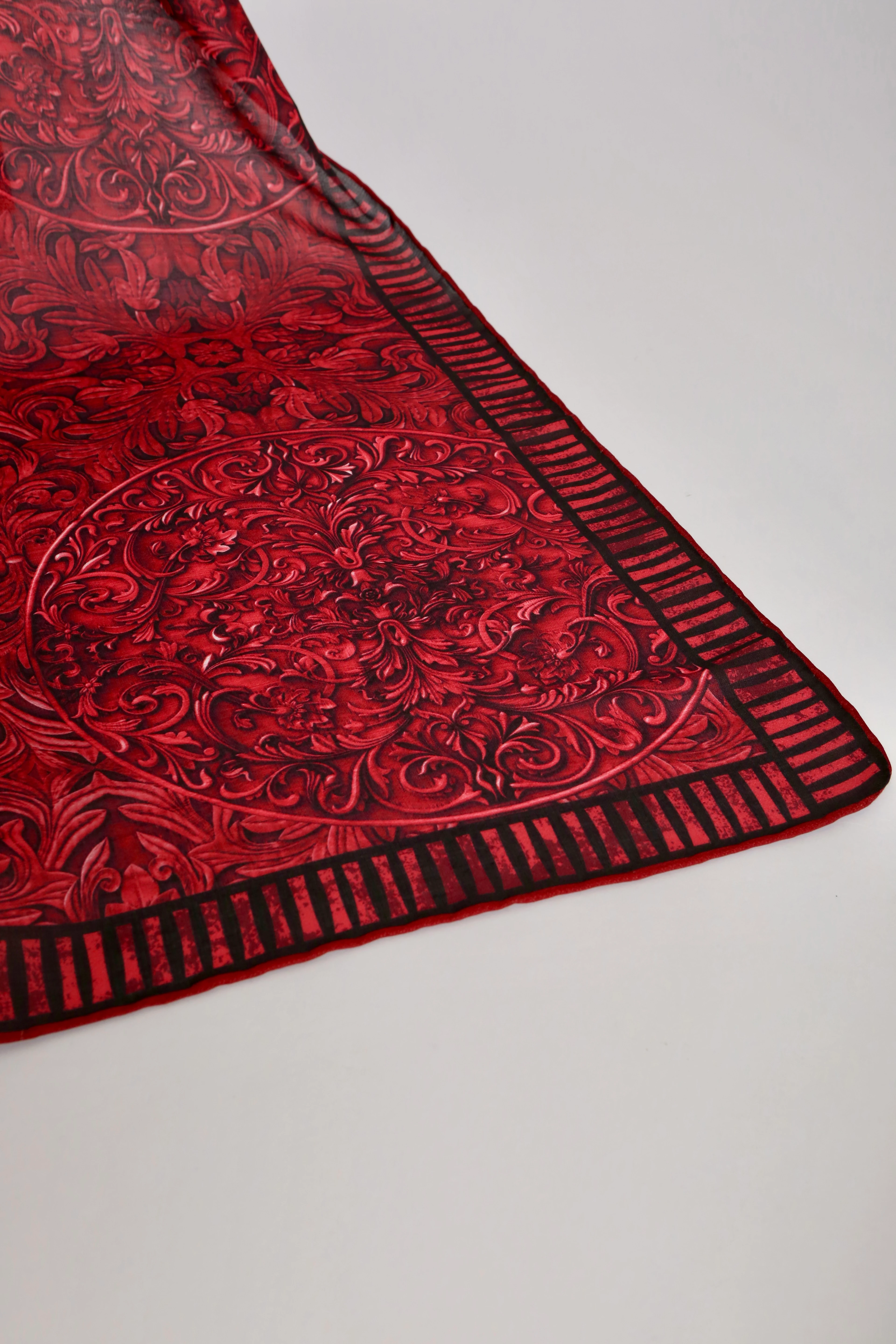 İMPERİAL DESEN RİBANA ŞAL