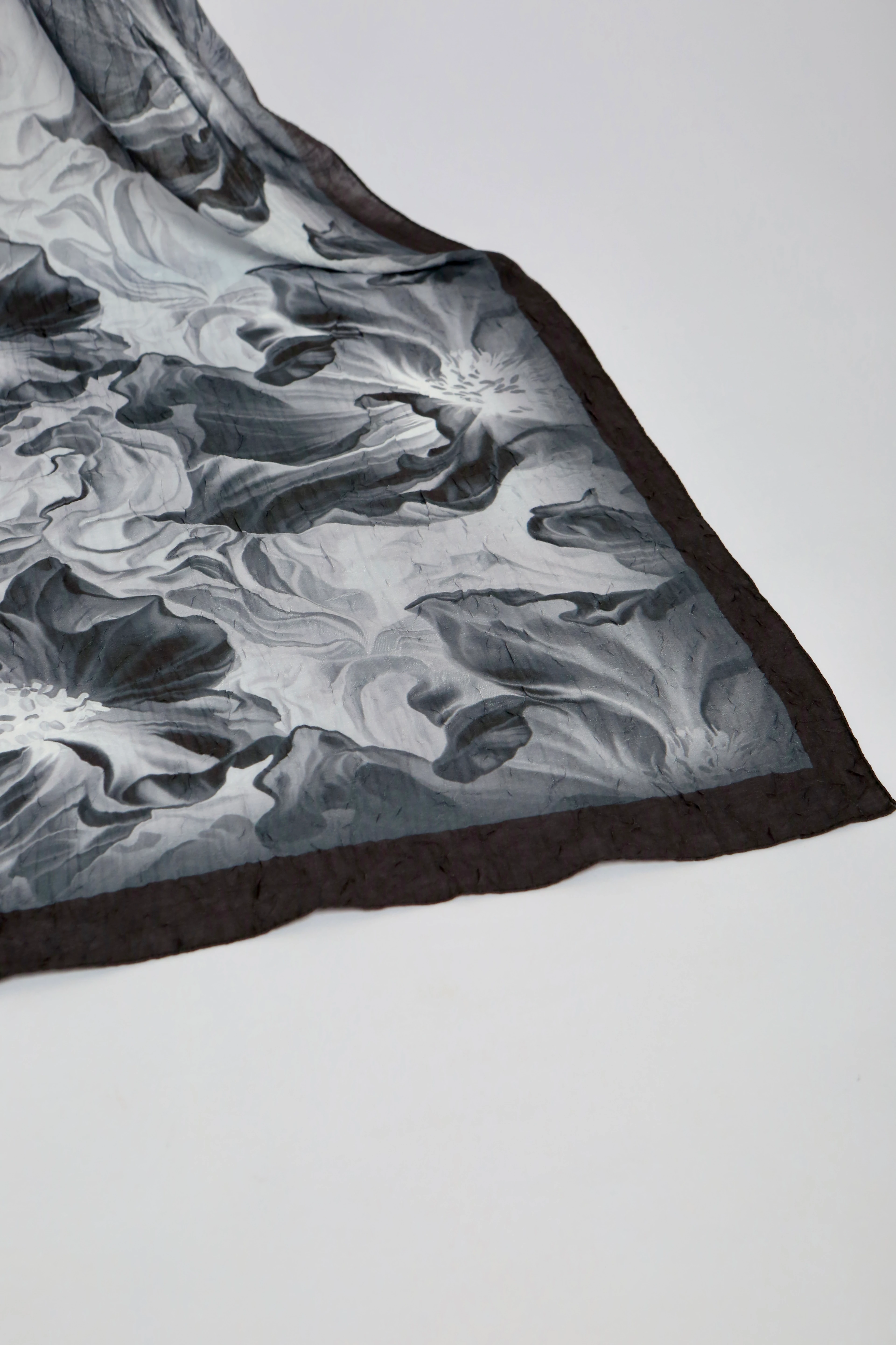 BAMBU KRAŞ ŞAL SİYAH KOLEKSİYONU