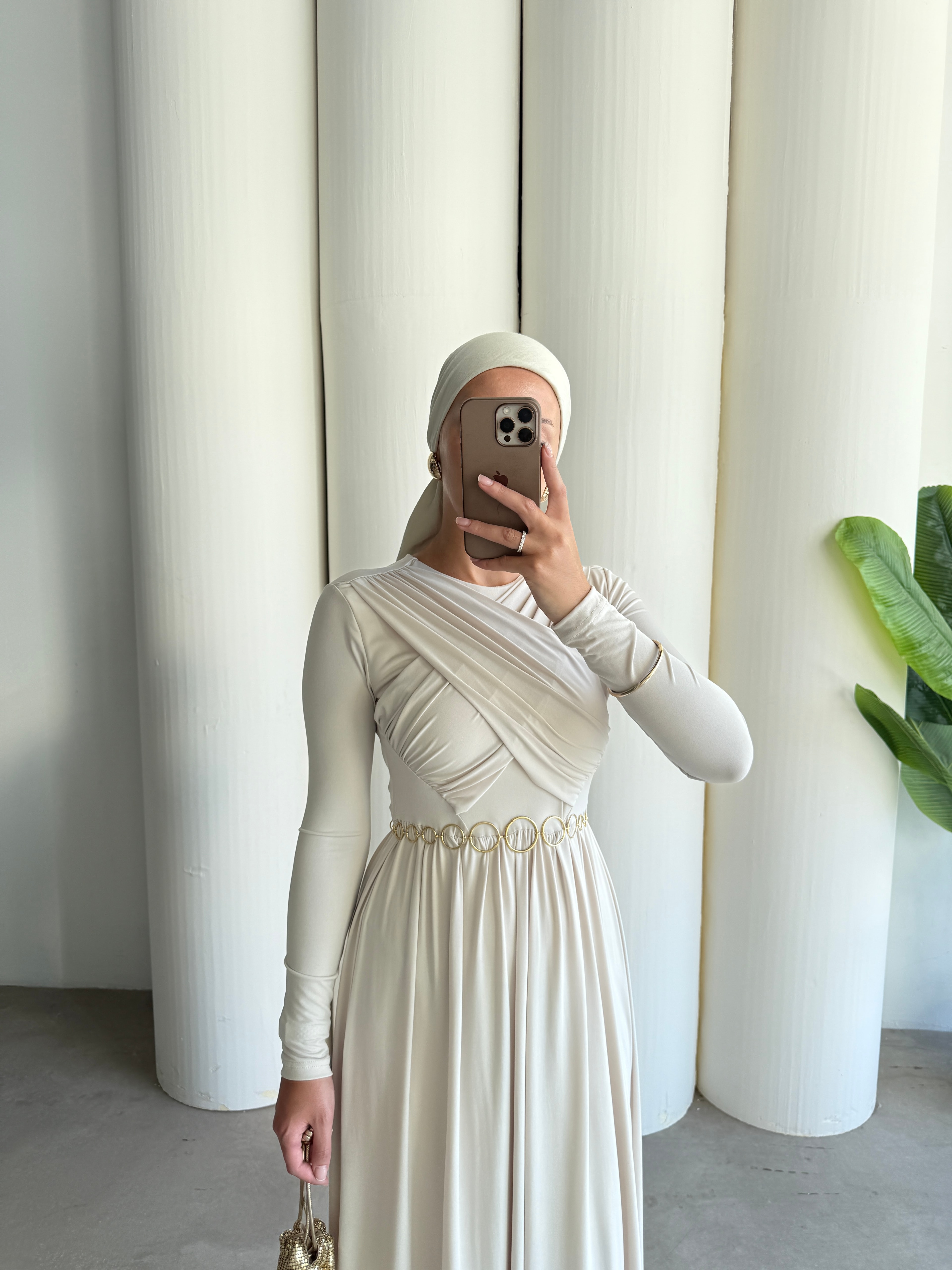 Levina Elbise 