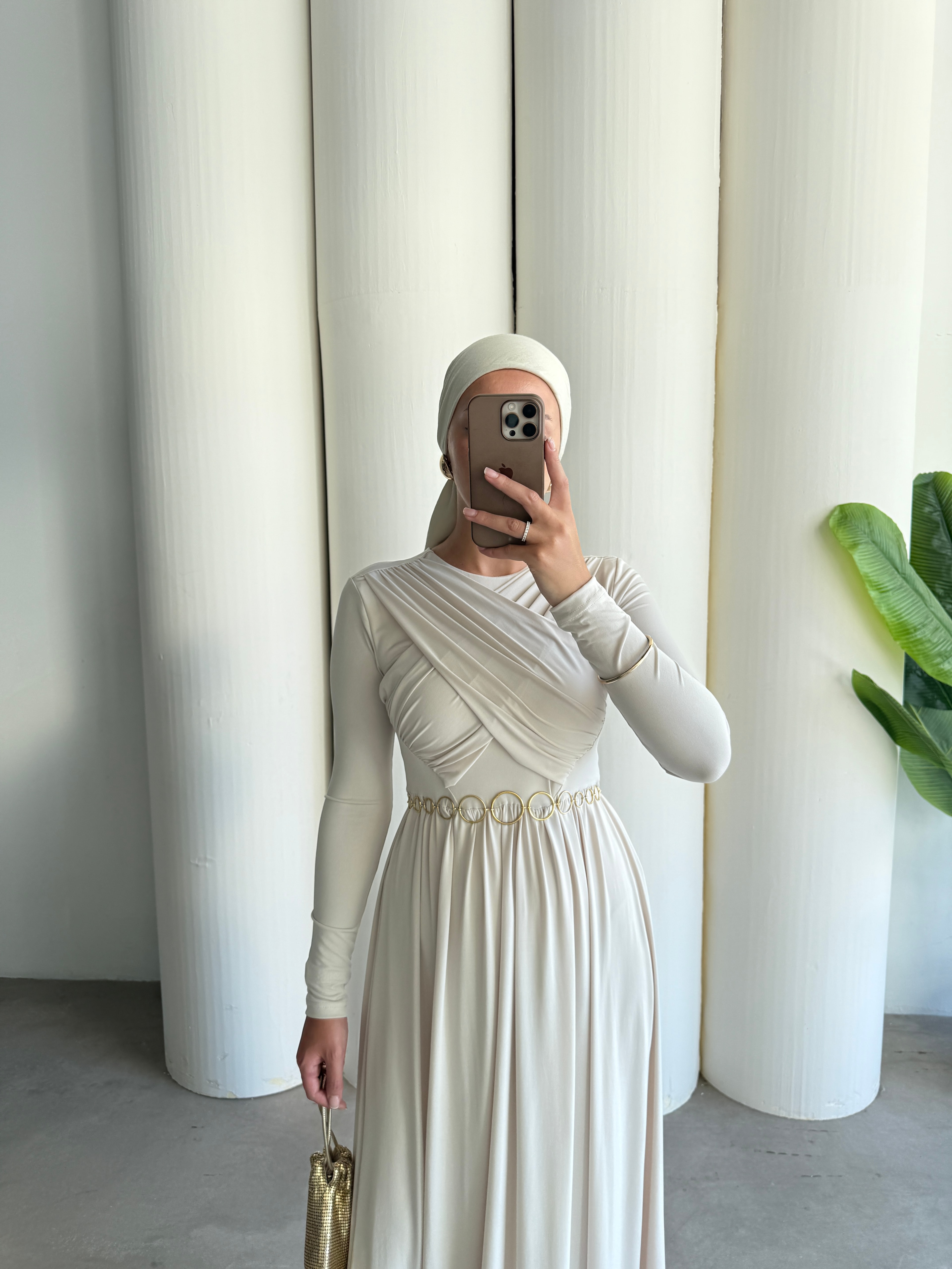Levina Elbise 