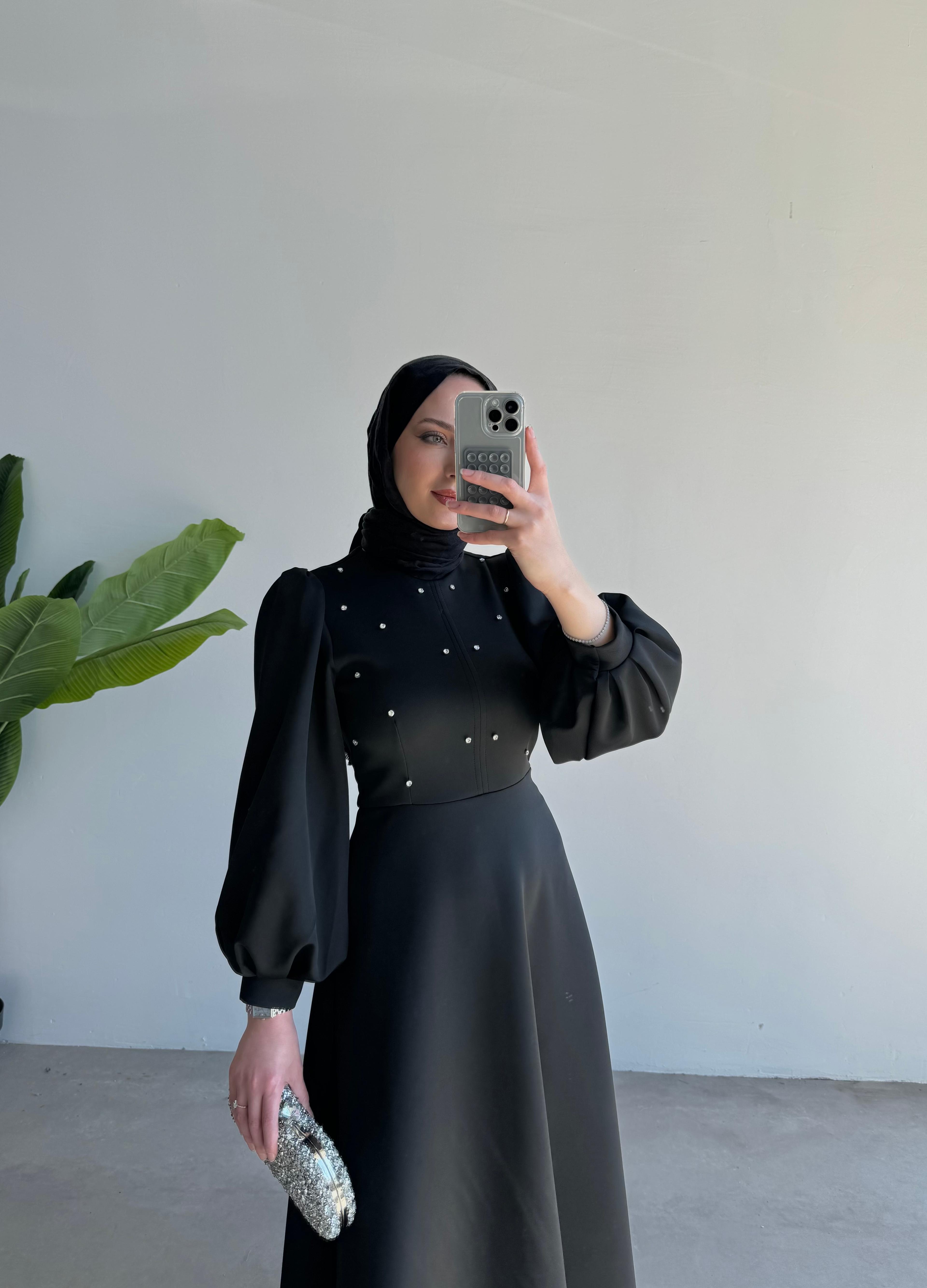 Siyah