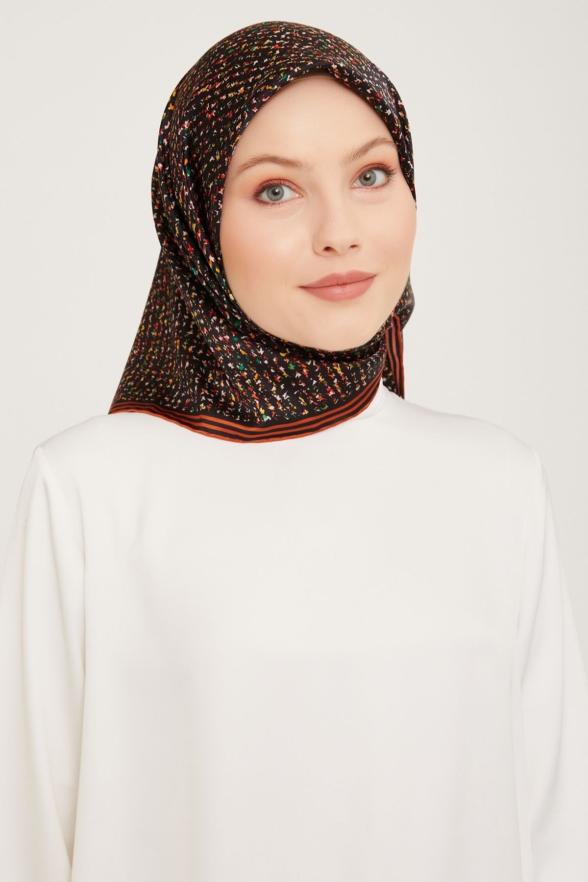 Armine Nostalji Serisi İpek Sura Eşarp 9013DS-02