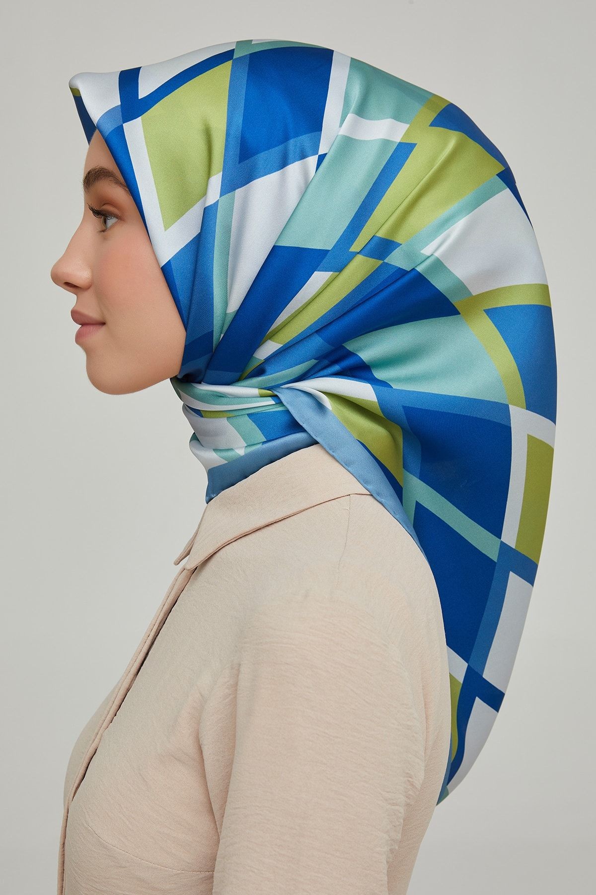 Armine Nostalji Serisi Twill İpek Eşarp 8664D-02