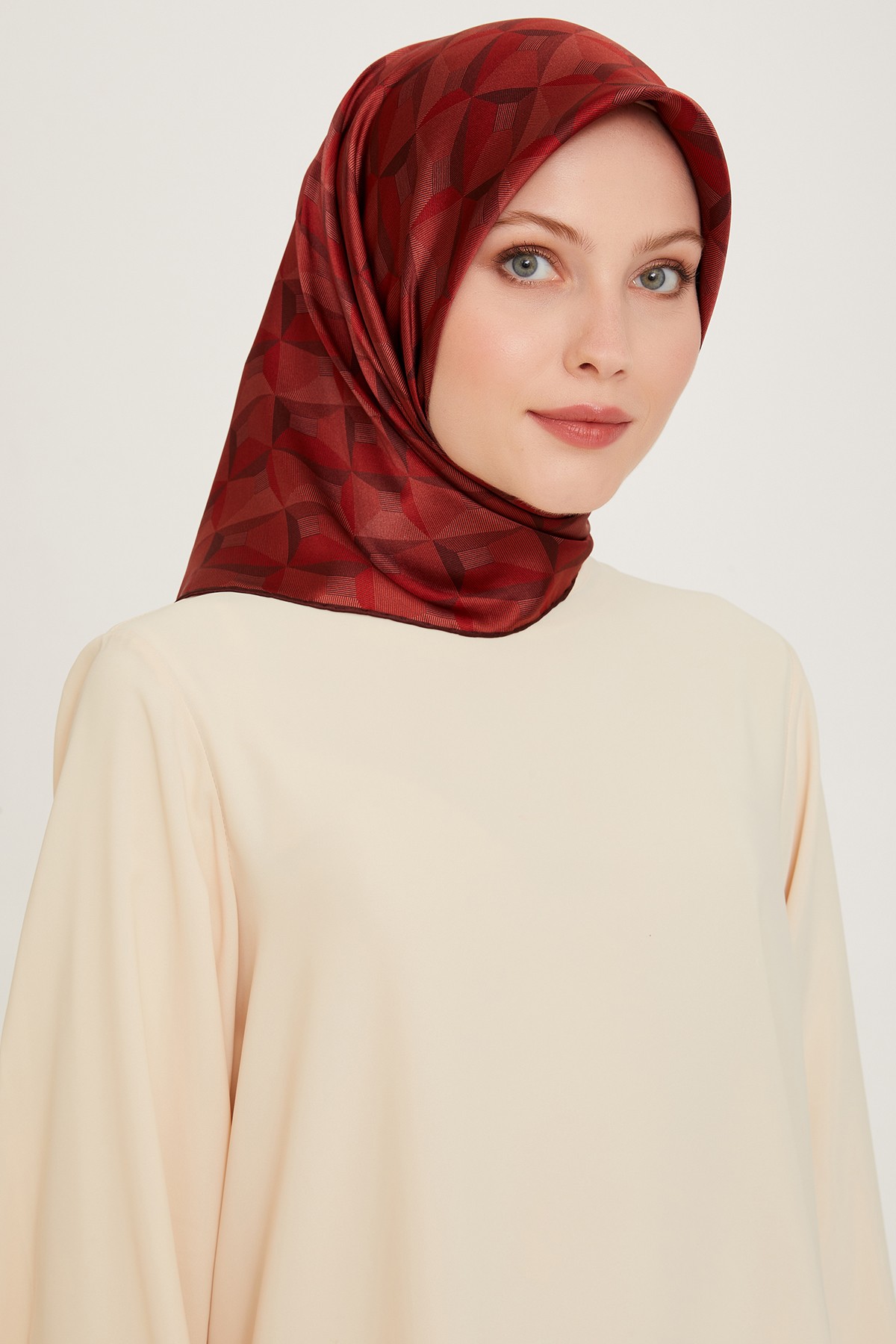 Armine Nostalji Serisi İpek Sura Eşarp 9204DS-56