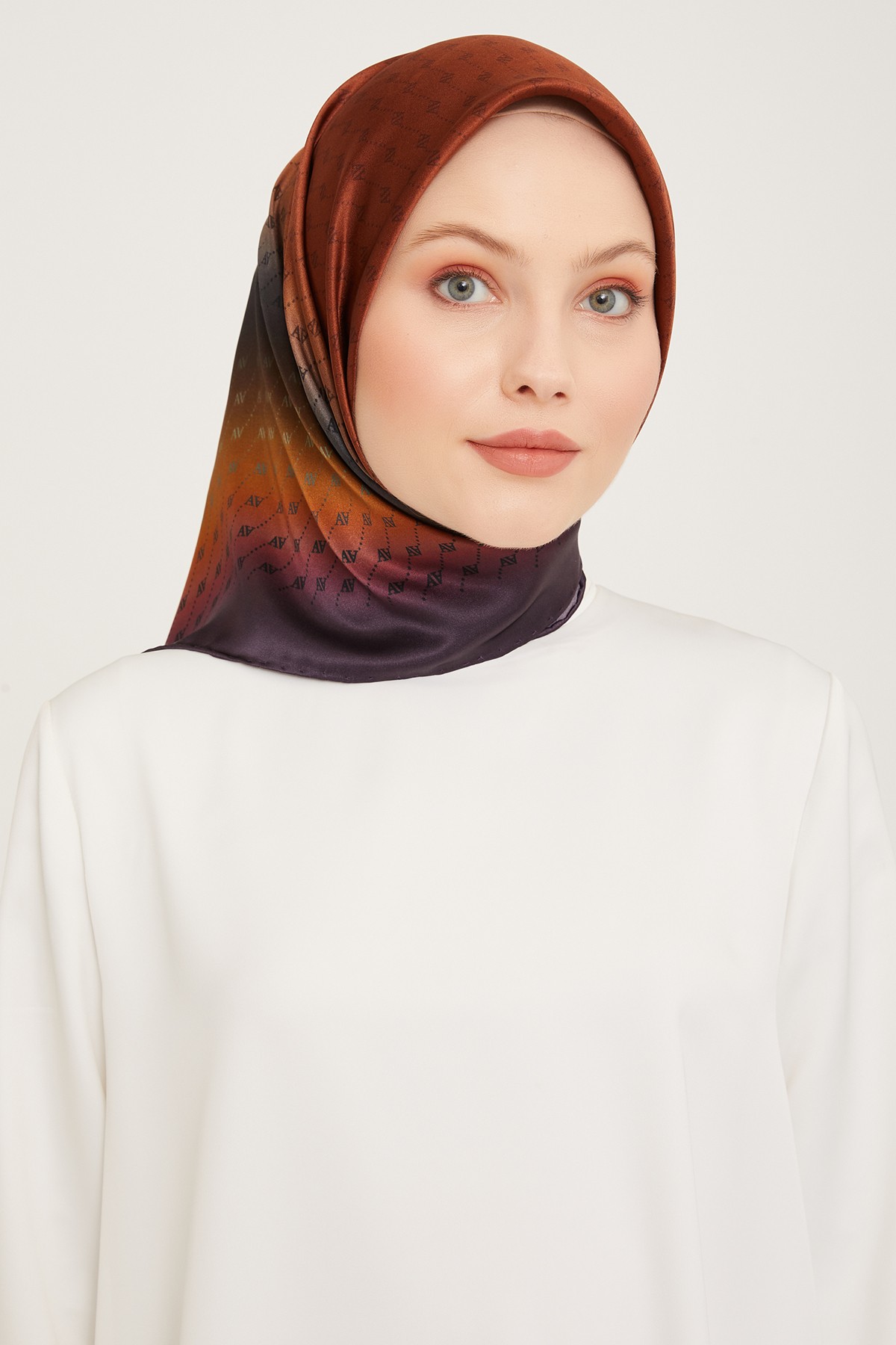 Armine Nostalji Serisi İpek Sura Eşarp 9003DS-22