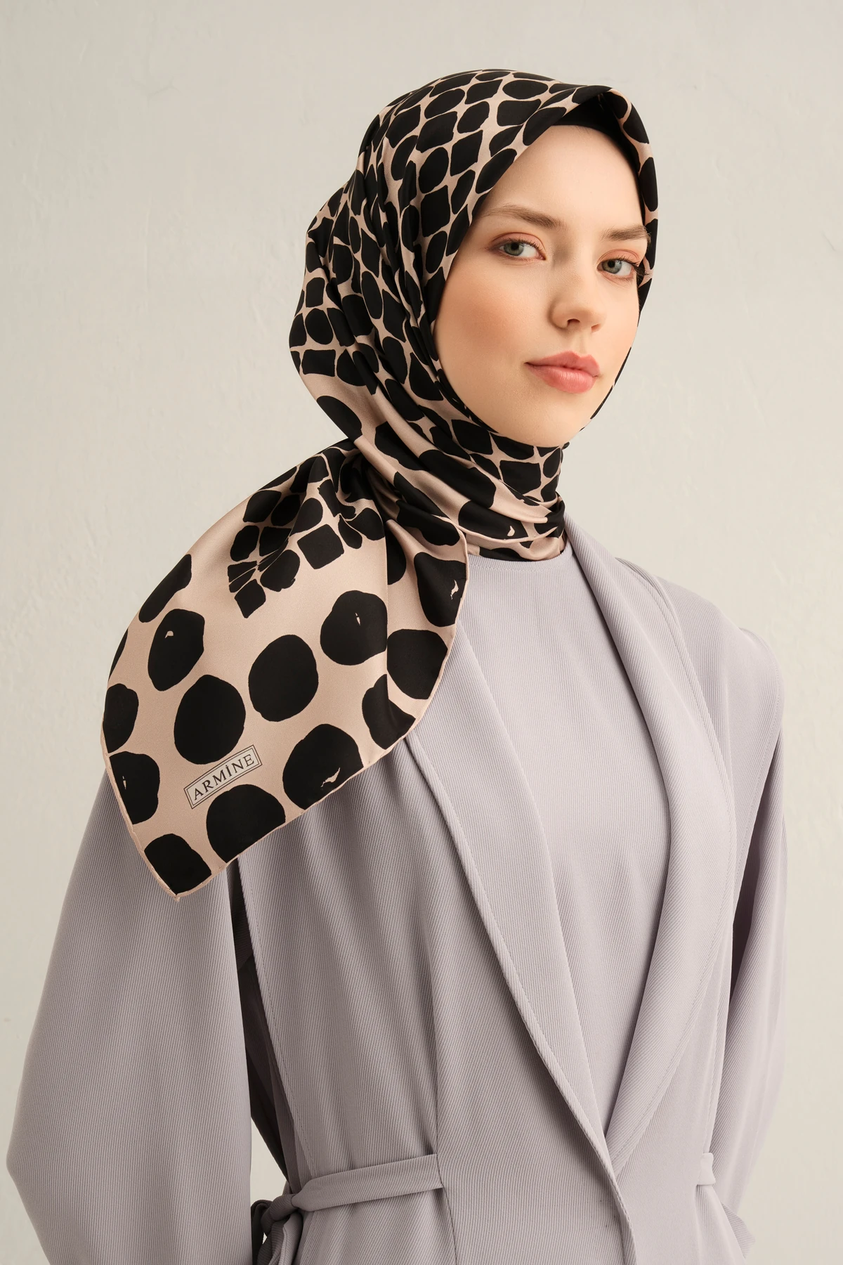 Armine Twill İpek Eşarp 9354D - Bej - Siyah