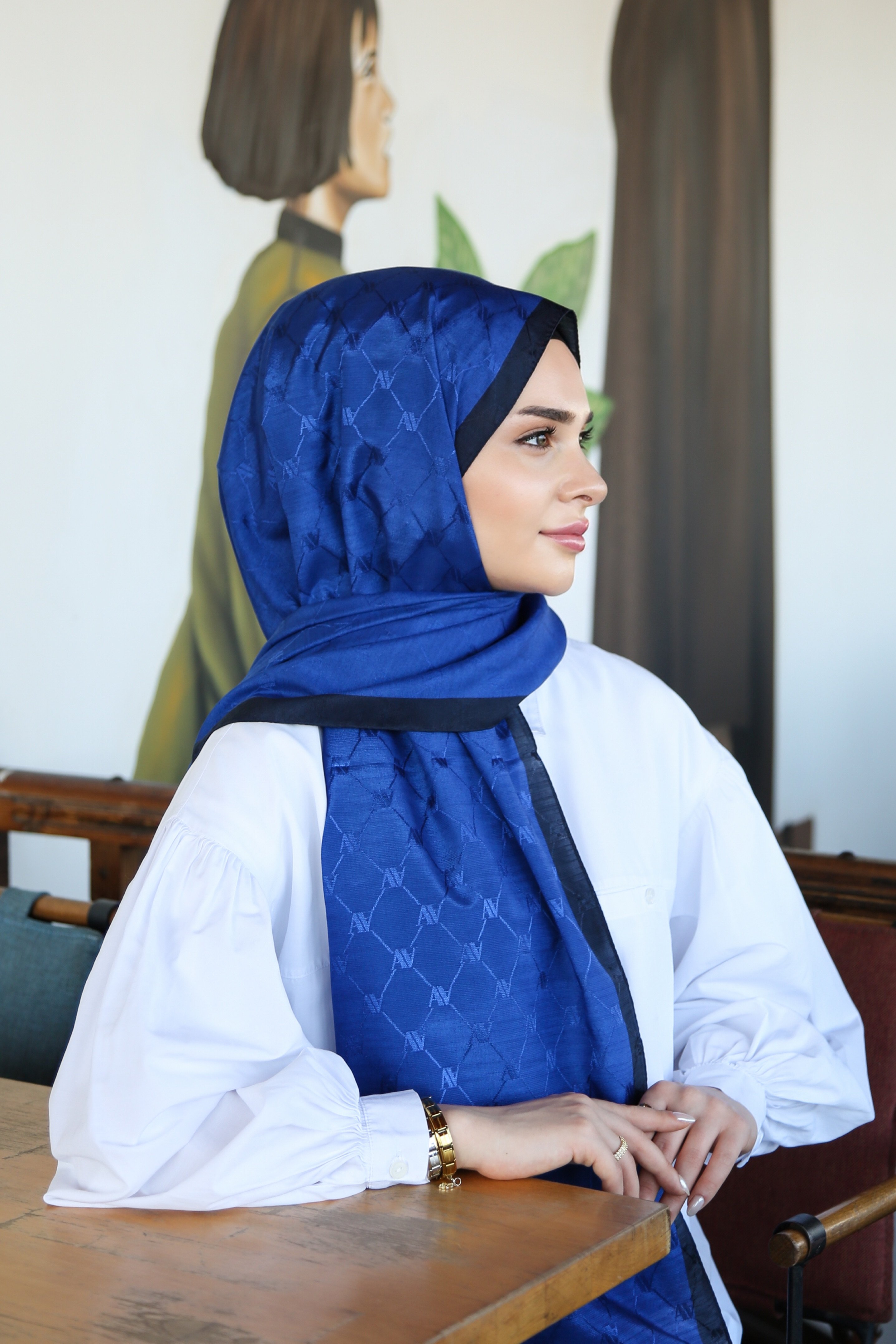 Armine Trend Monogram Şal 2 - Saks-134