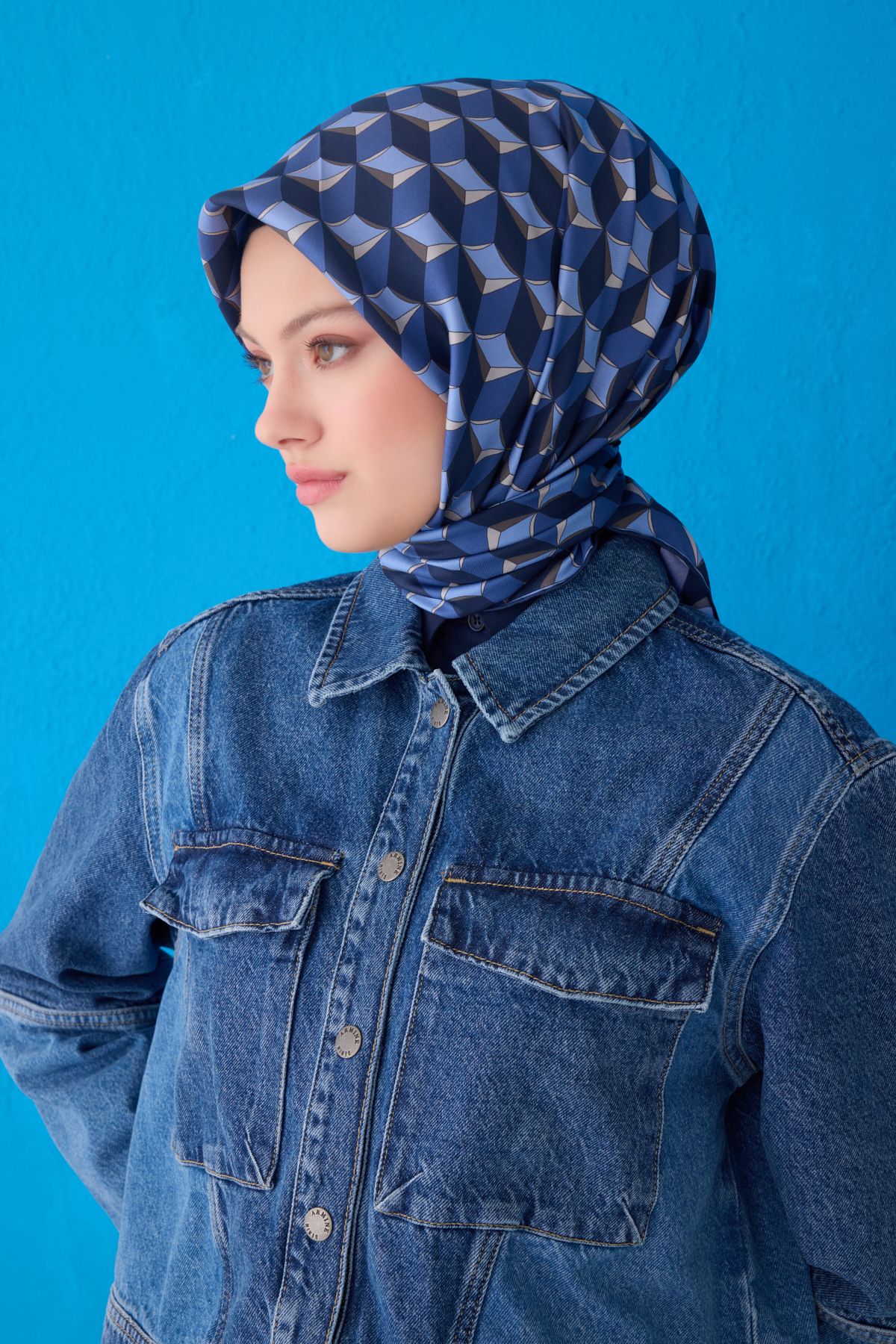 Belli Twill İpek Eşarp 4112D - İndig-Siyah-86