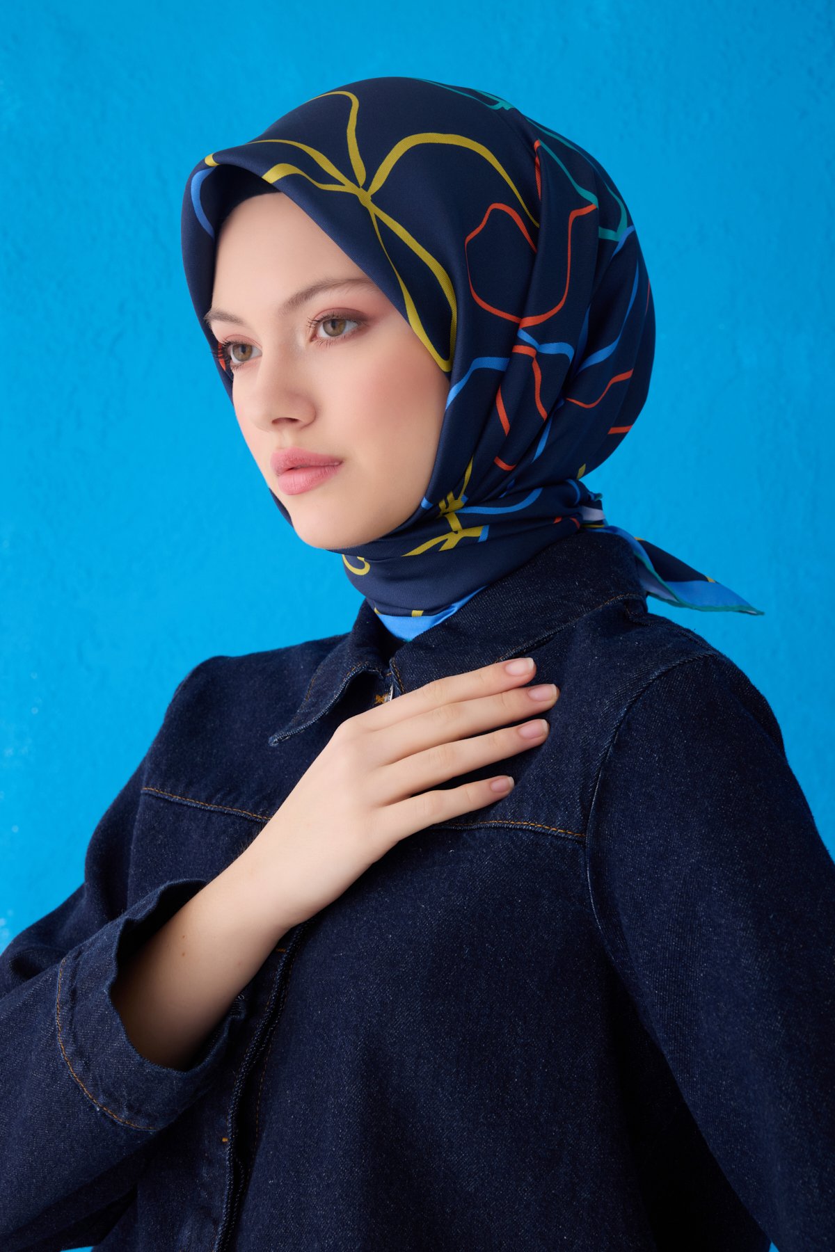 Belli Twill İpek Eşarp 4113D - Lacivert - Çok Renkli