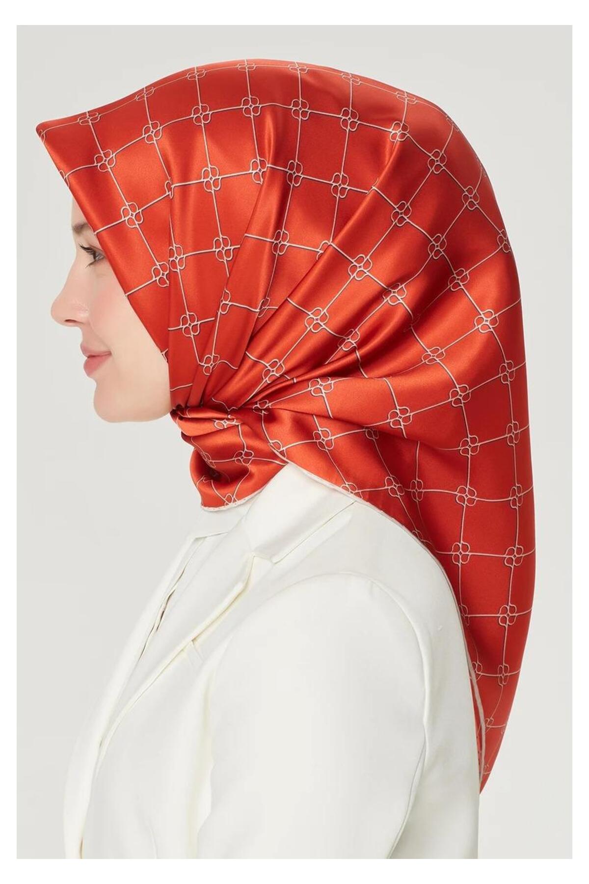 Armine Nostalji Serisi Twill İpek Eşarp 8555D-18