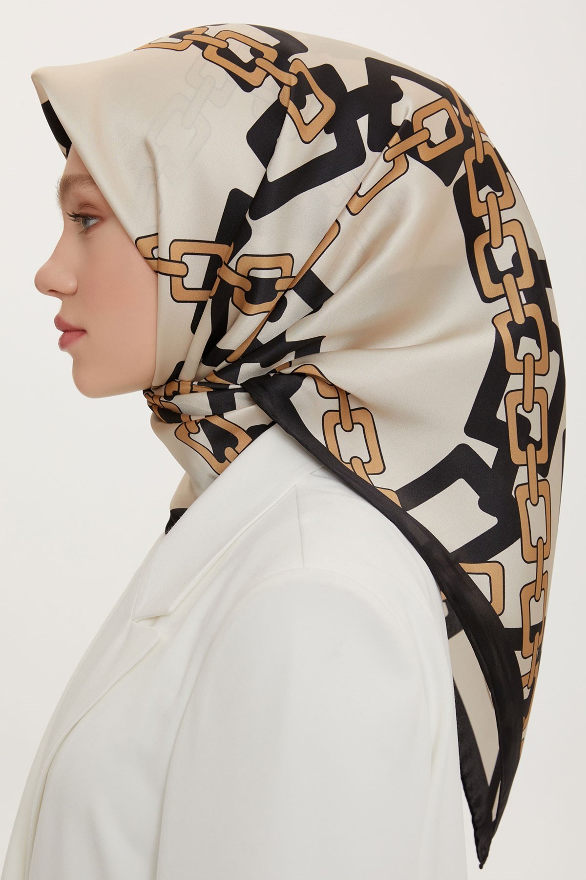 Armine Nostalji Serisi İpek Twill Eşarp 8736D-01