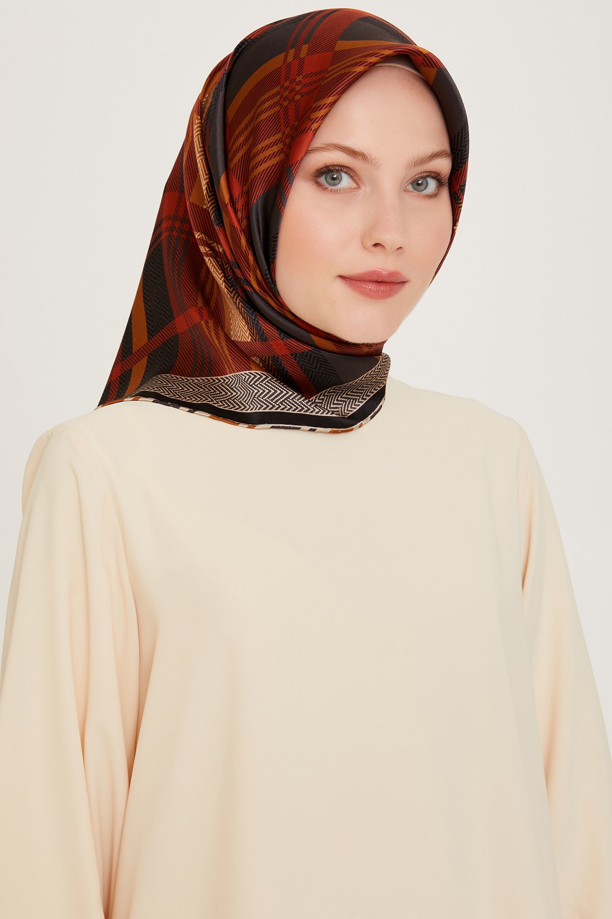 Armine İpek Twill Eşarp 9223D-85