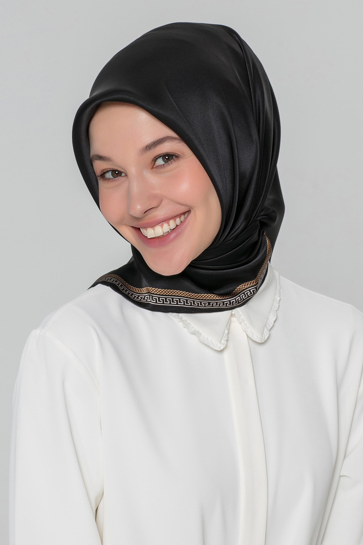 Armine Nostalji Serisi İpek Sura Eşarp 8432DS-31