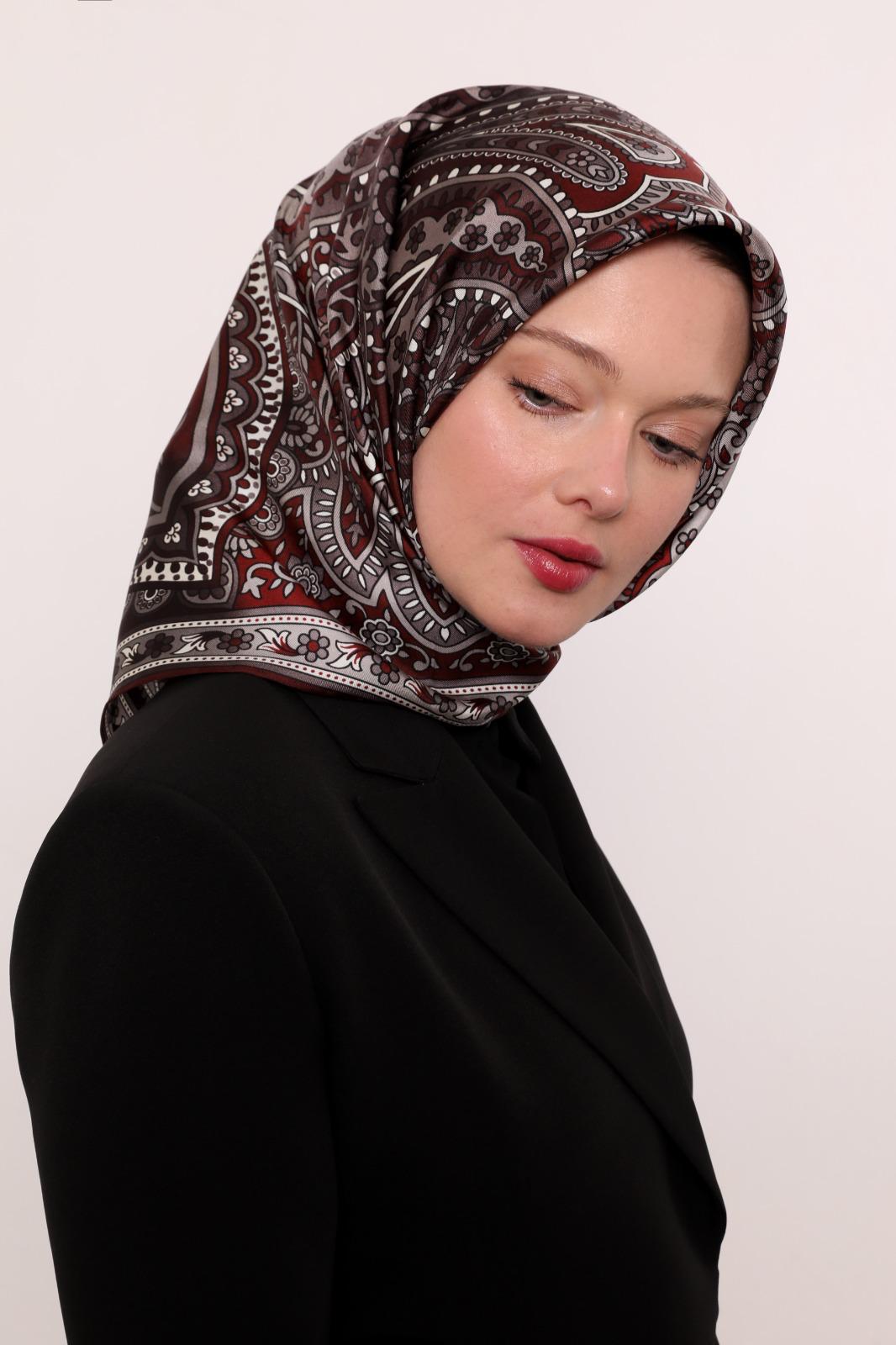 Levidor Twill İpek Eşarp LD1061-01