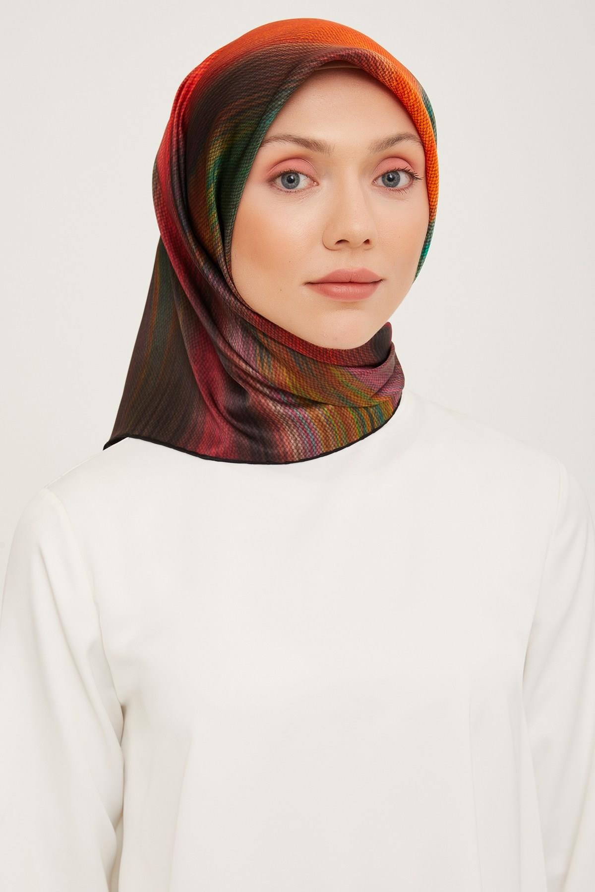 Armine Nostalji Serisi Sura İpek Eşarp 9017DS-02