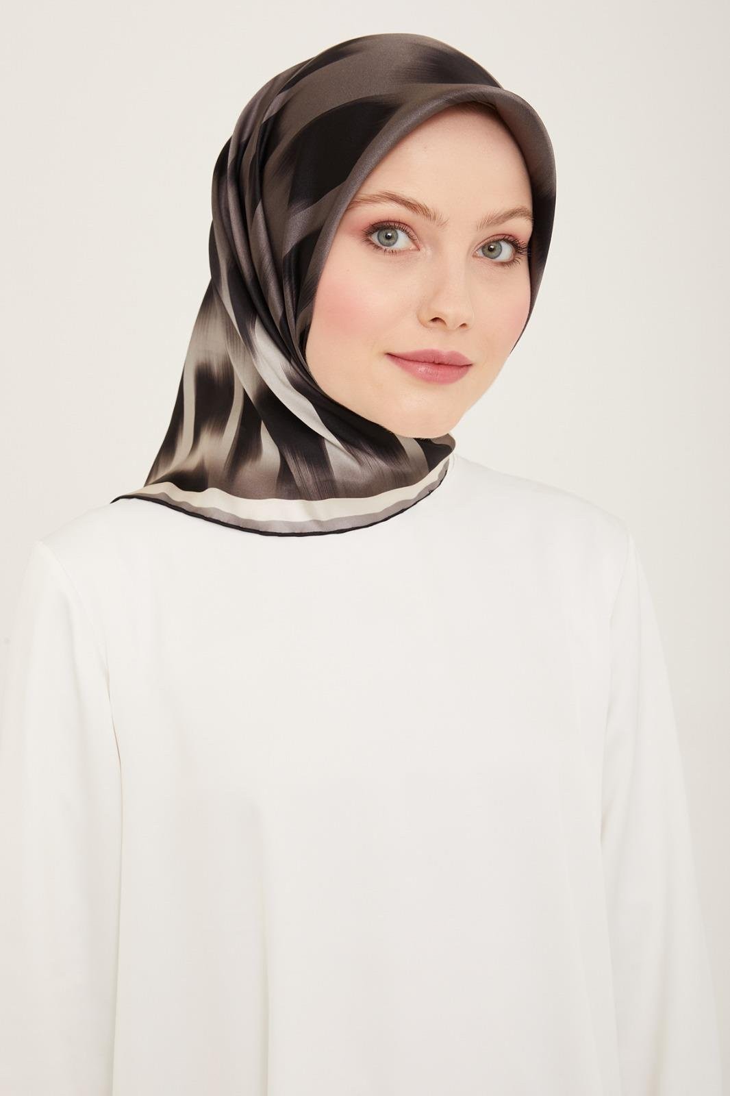 Armine İpek Eşarp Nostalji Sura 9155DS-02