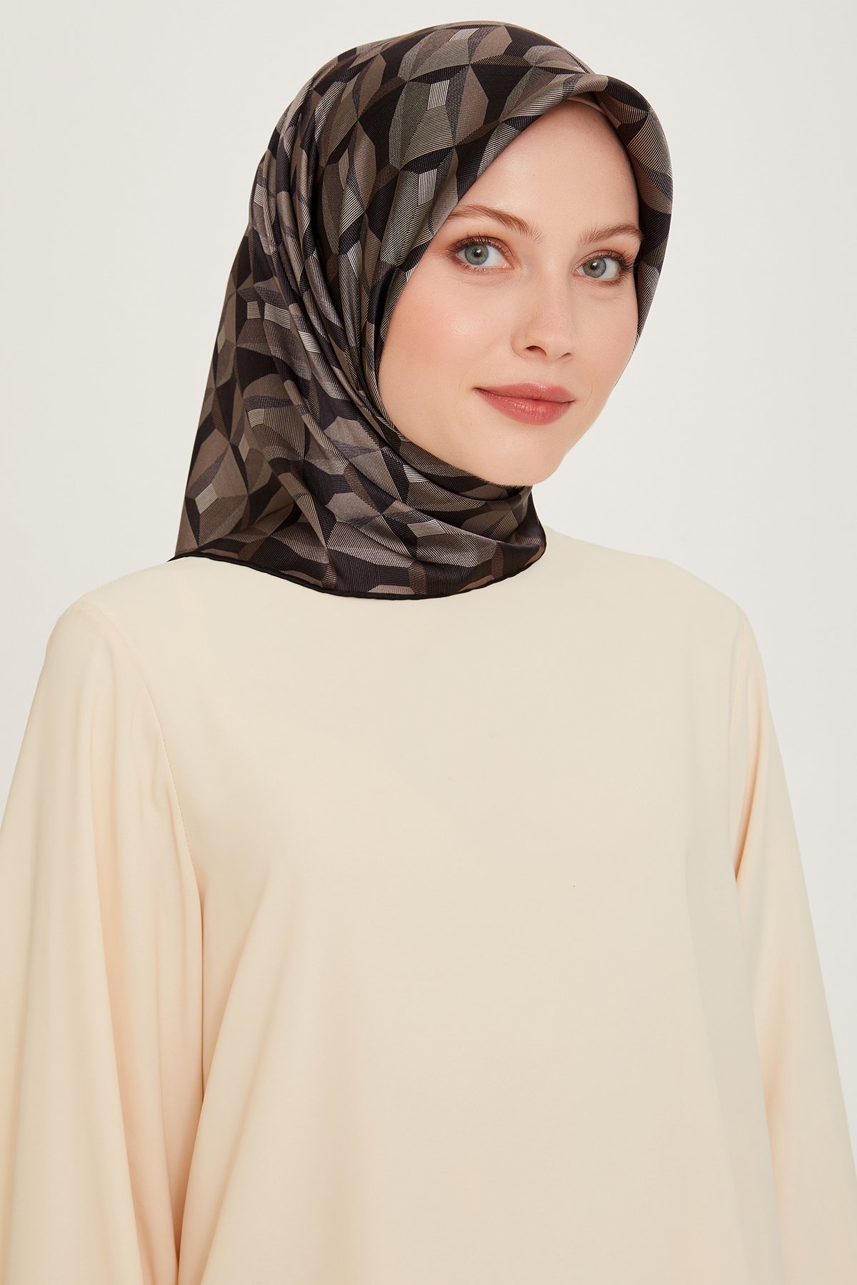 Armine İpek Twill Eşarp 9204D-83