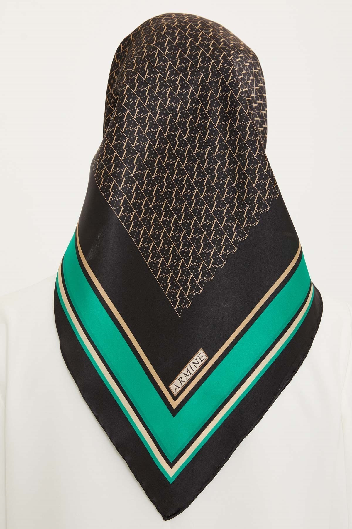 Armine Nostalji Serisi İpek Twill Eşarp 8724D-37