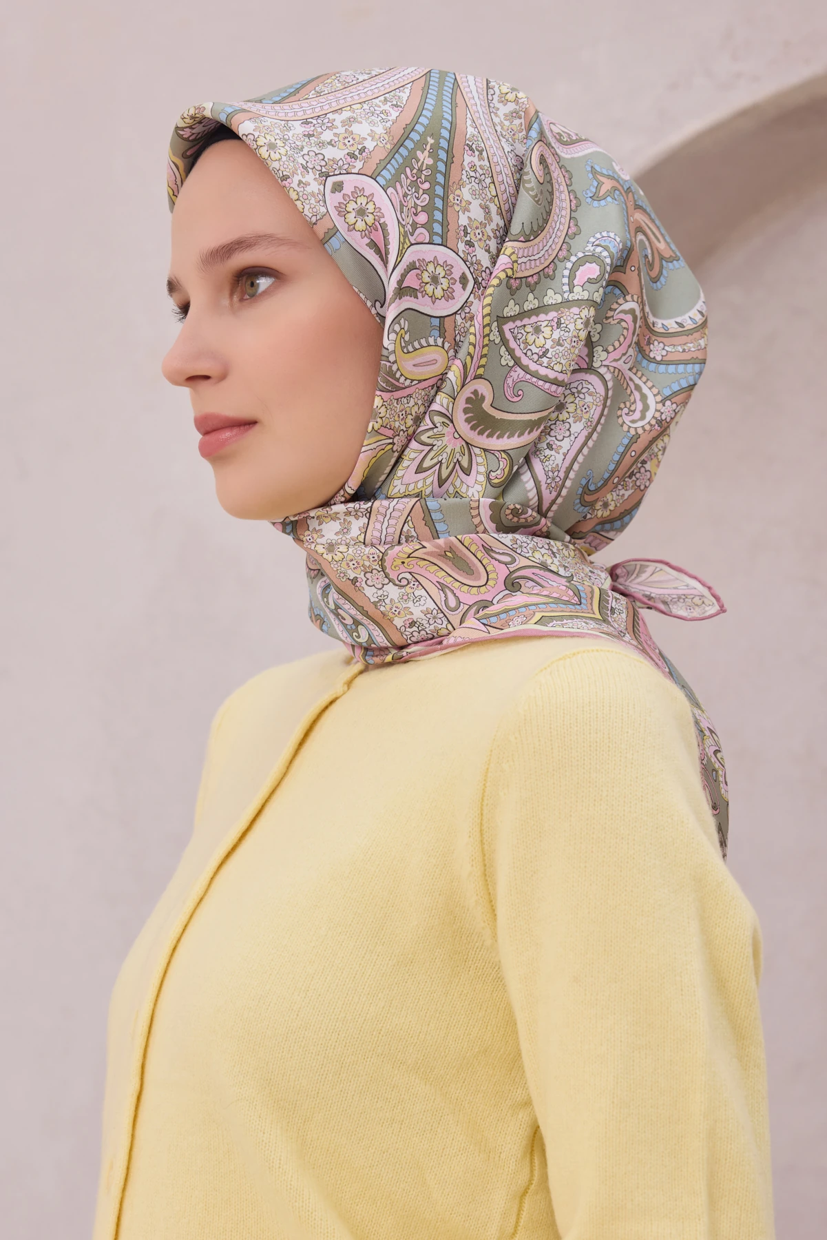 Belli Twill İpek Eşarp 4202D - 52-Yeşil-Çok Renkli