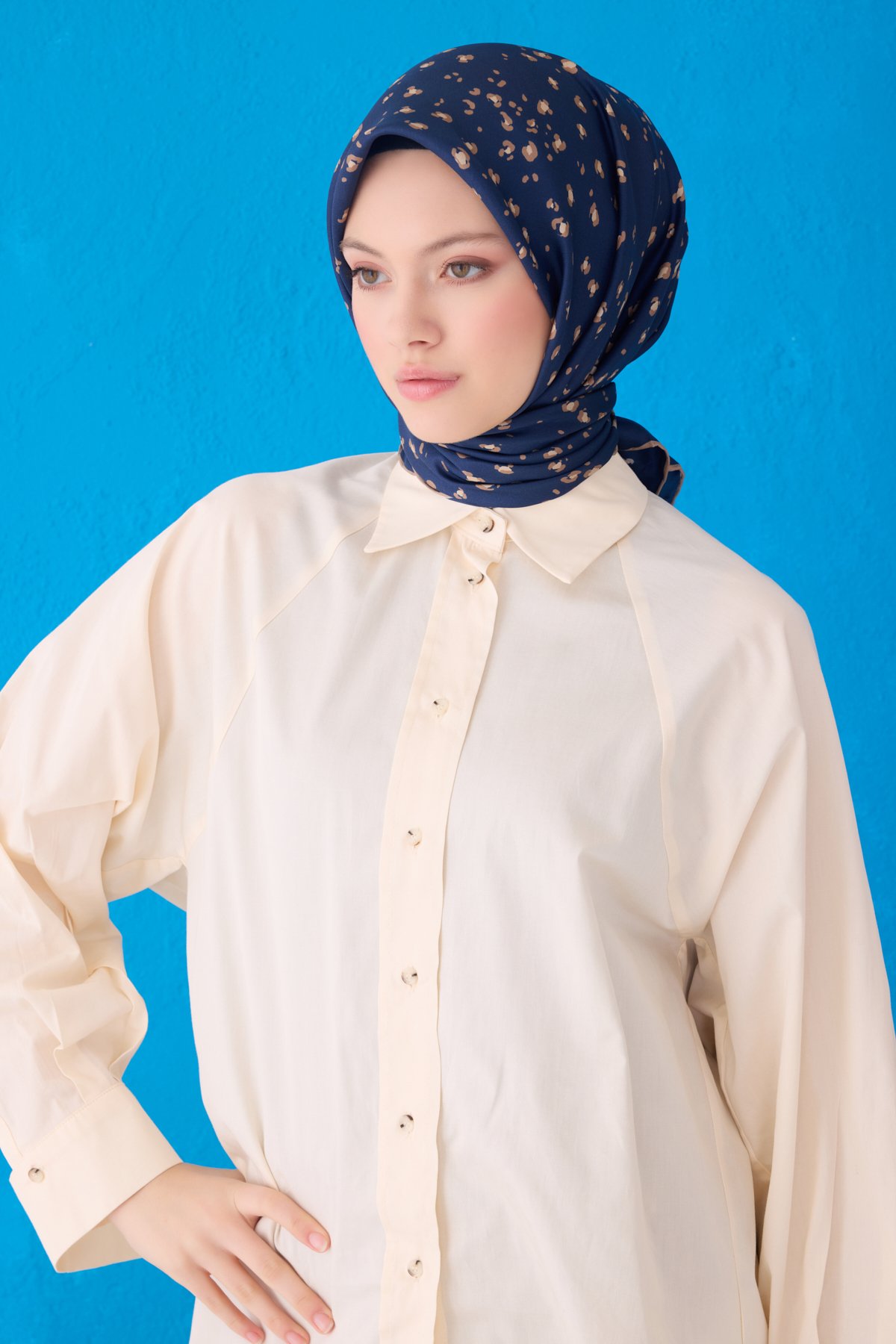 Belli Twill İpek Eşarp 4126D - LACİVERT-KAHVE