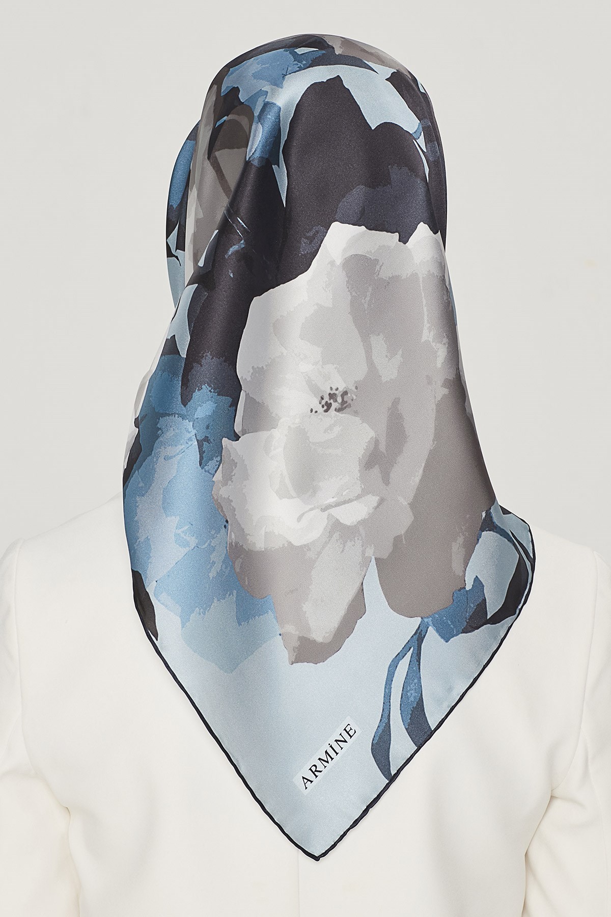Armine Nostalji Serisi Twill İpek Eşarp 8534D-85